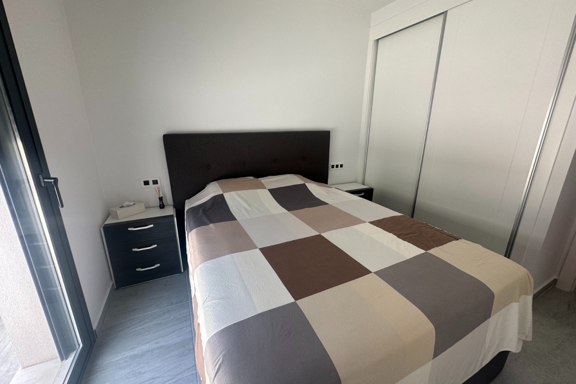 Resale - Villa * - San Miguel de Salinas *