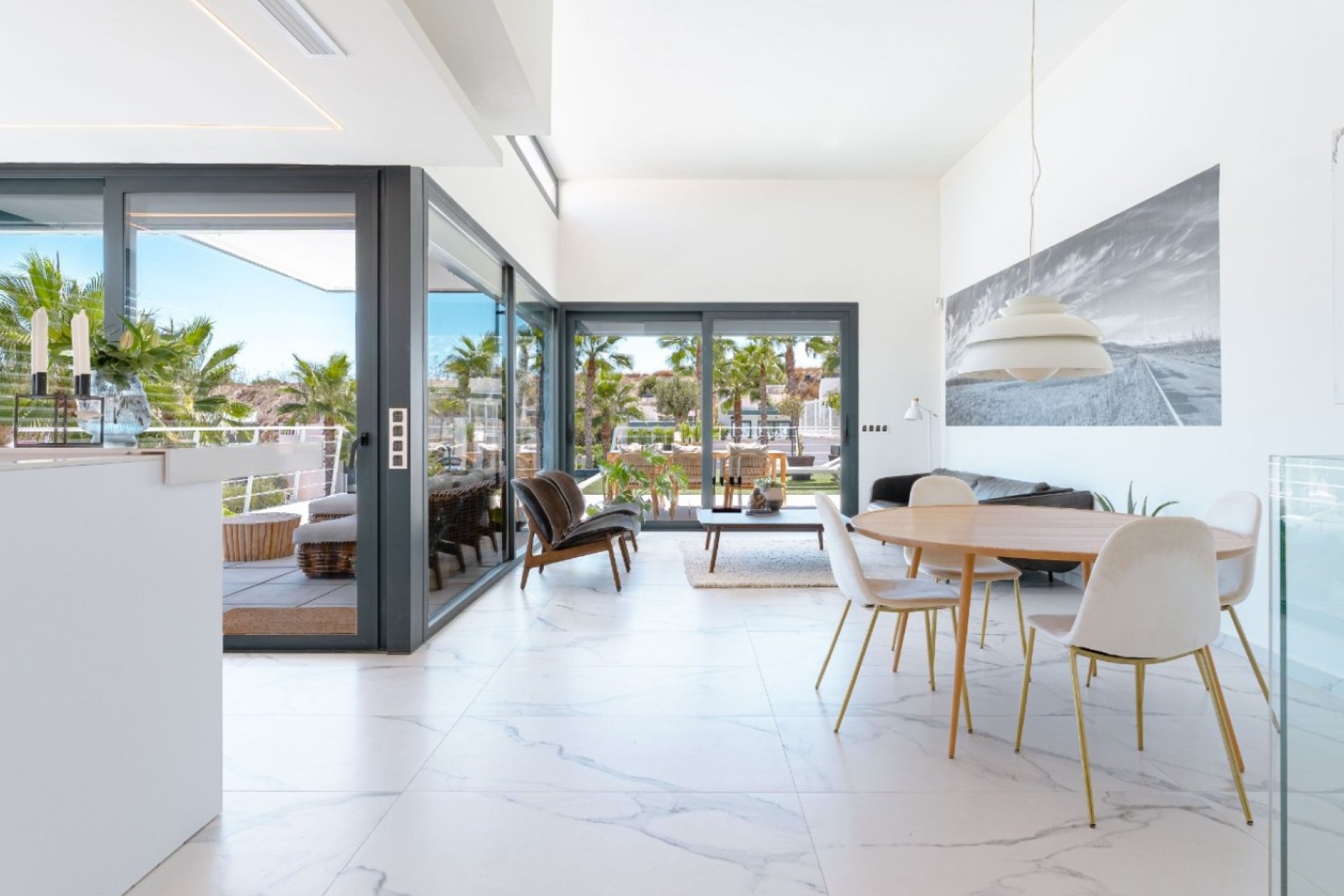 Resale - Villa * - San Miguel de Salinas *