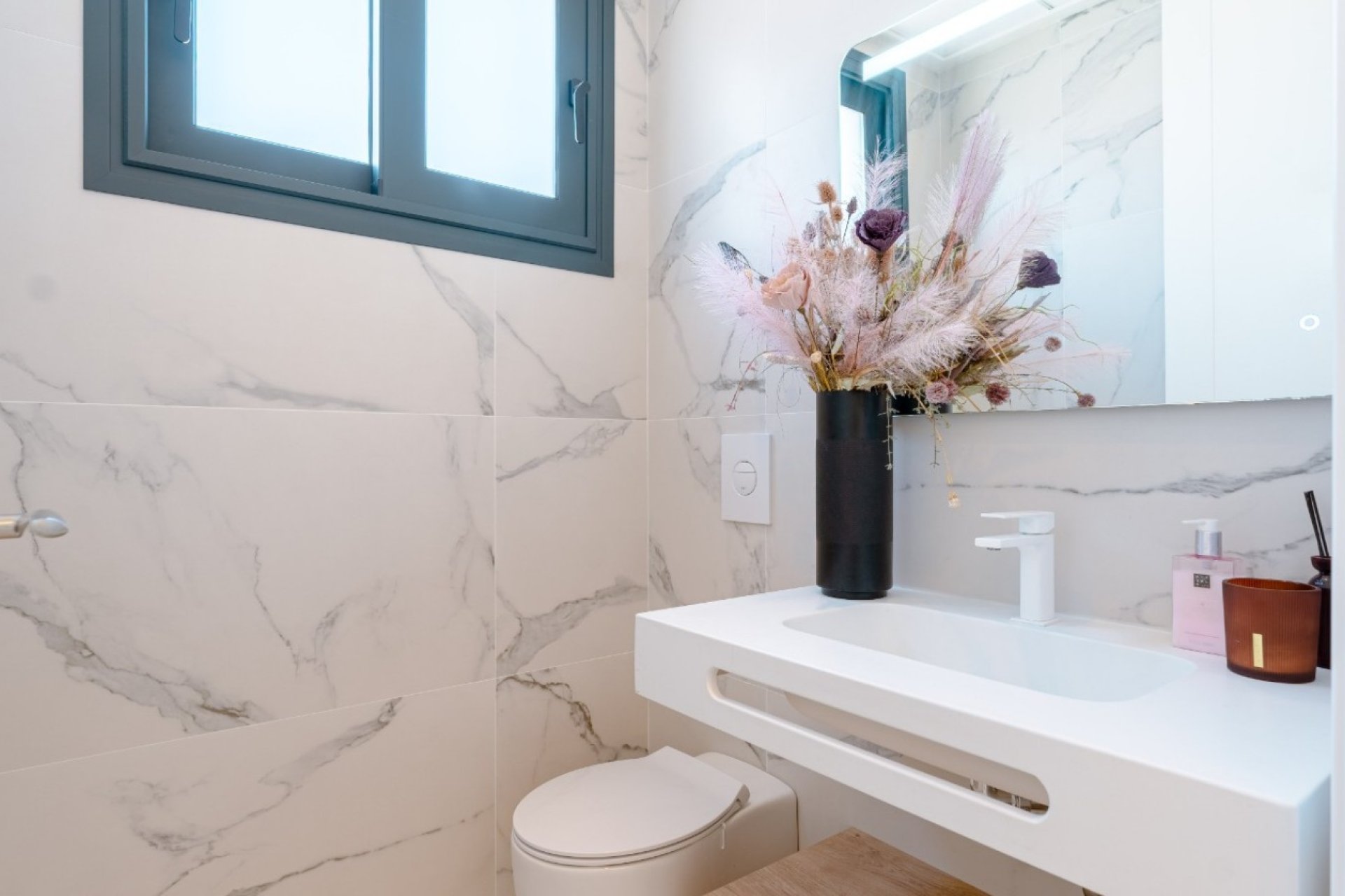 Resale - Villa * - San Miguel de Salinas *