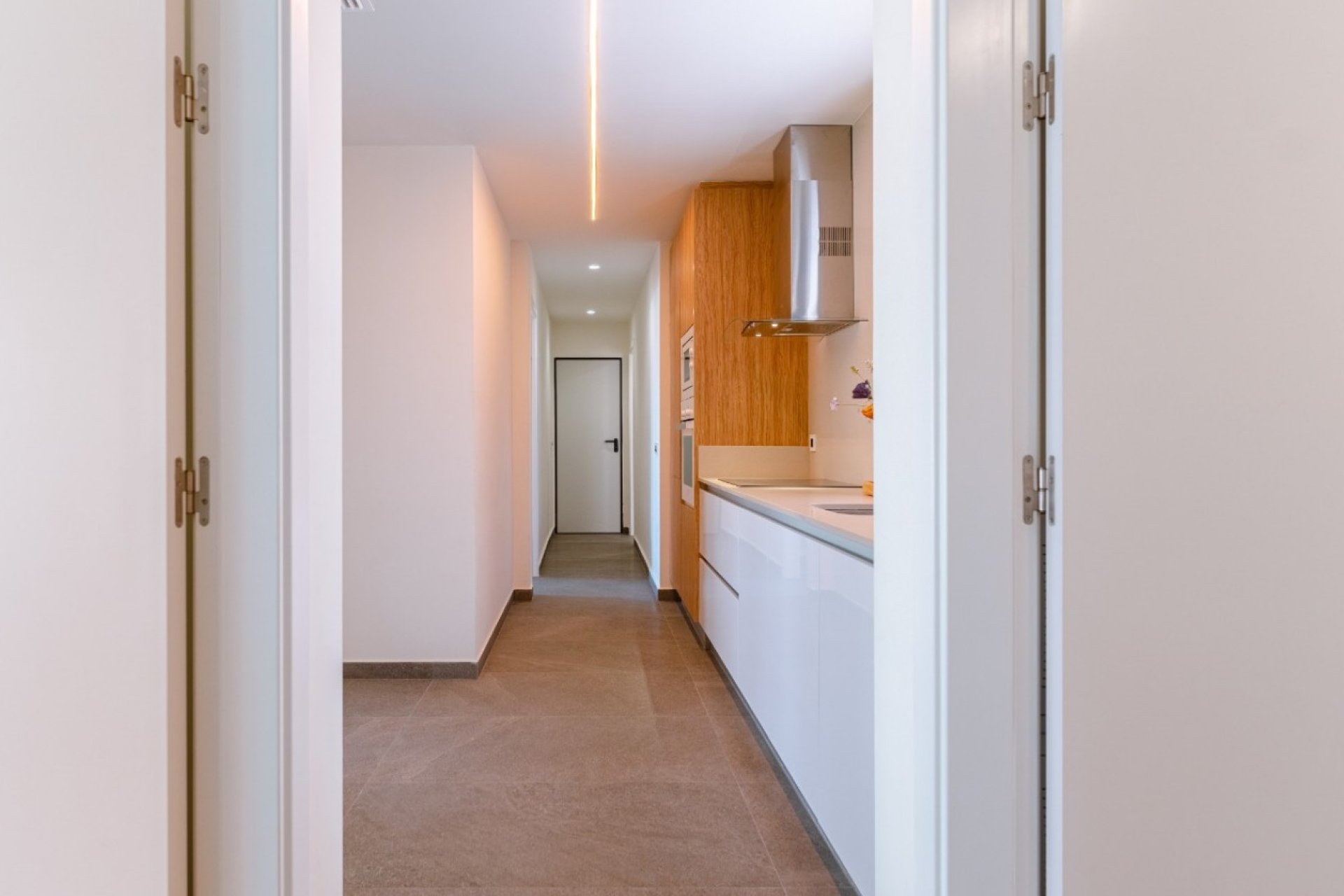 Resale - Villa * - San Miguel de Salinas *