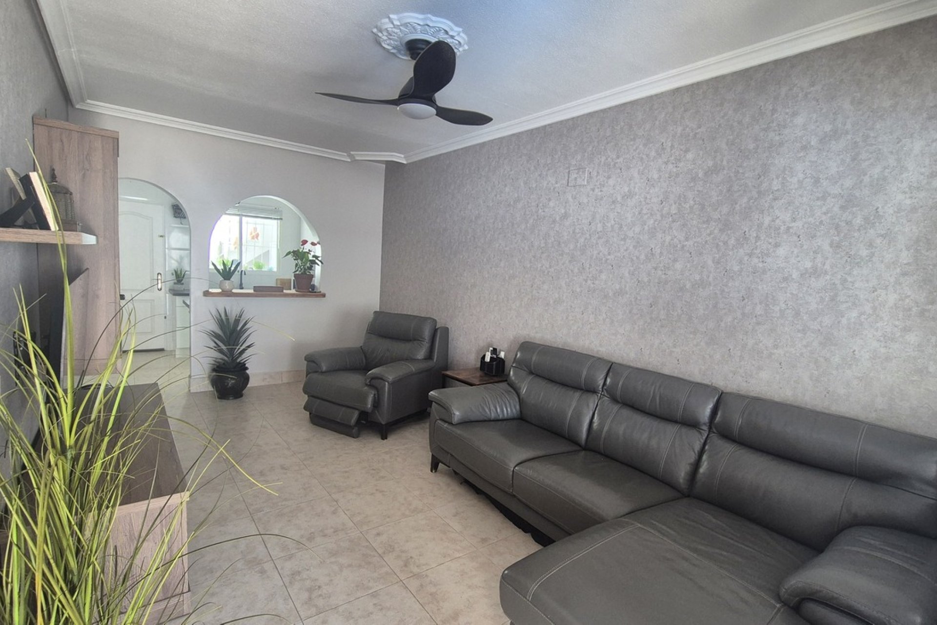 Resale - Villa * - San Miguel de Salinas *