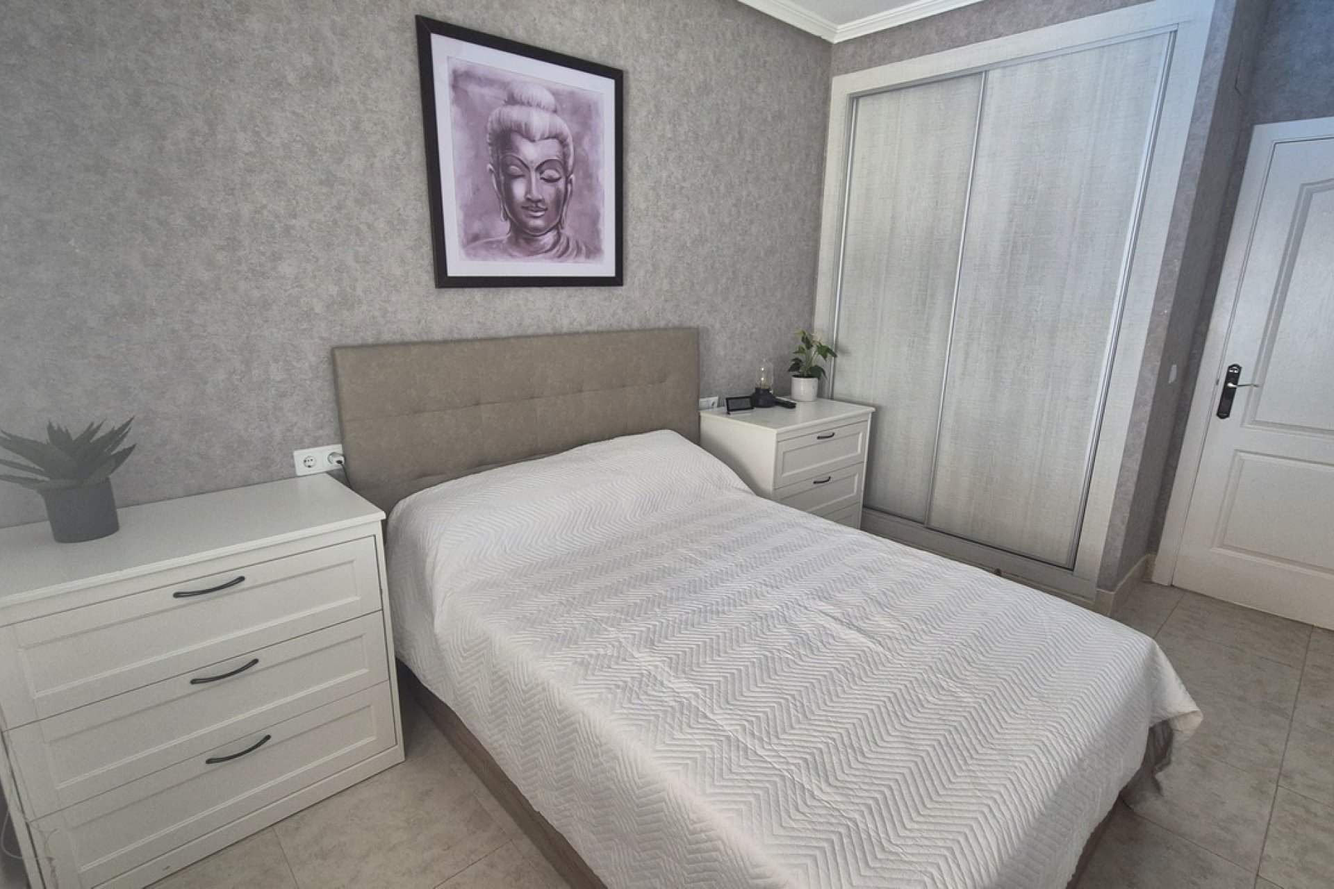 Resale - Villa * - San Miguel de Salinas *