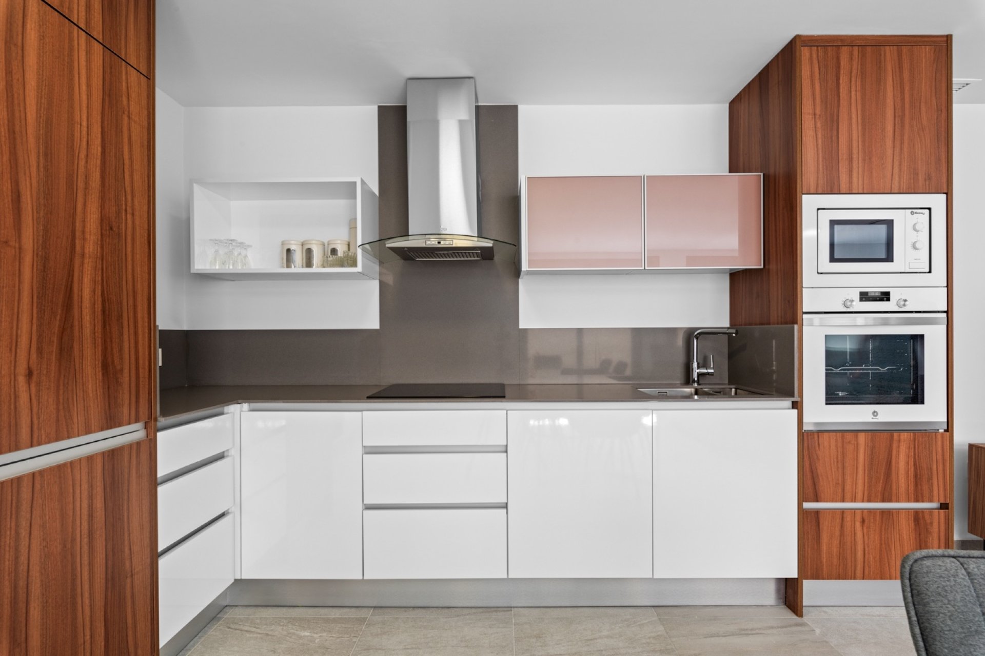 Resale - Villa * - San Miguel de Salinas *