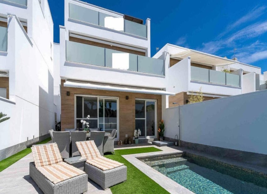 Resale - Villa * - San Pedro del Pinatar * - San Pedro De Pinatar *