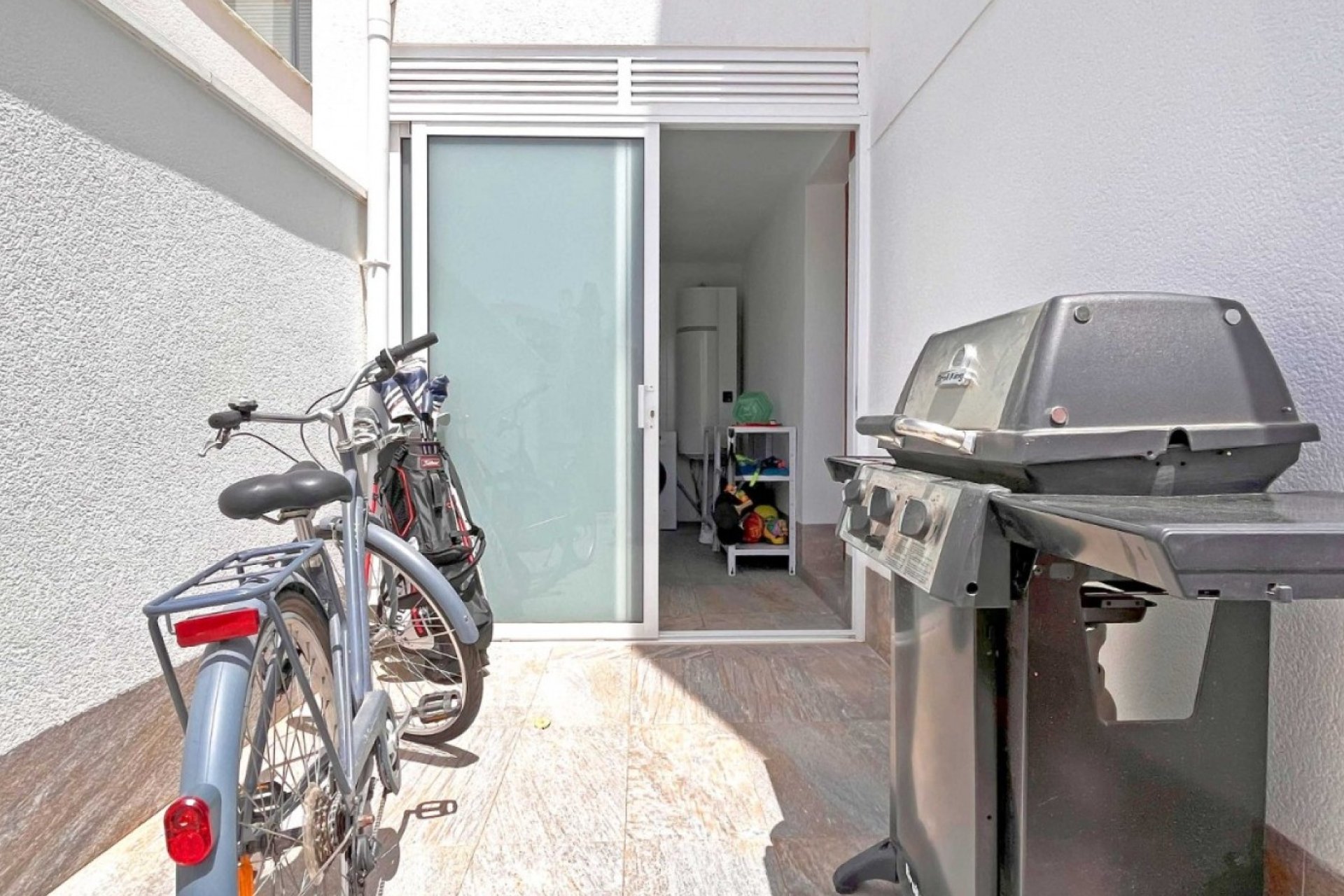 Resale - Villa * - San Pedro del Pinatar * - San Pedro Del Pinatar *