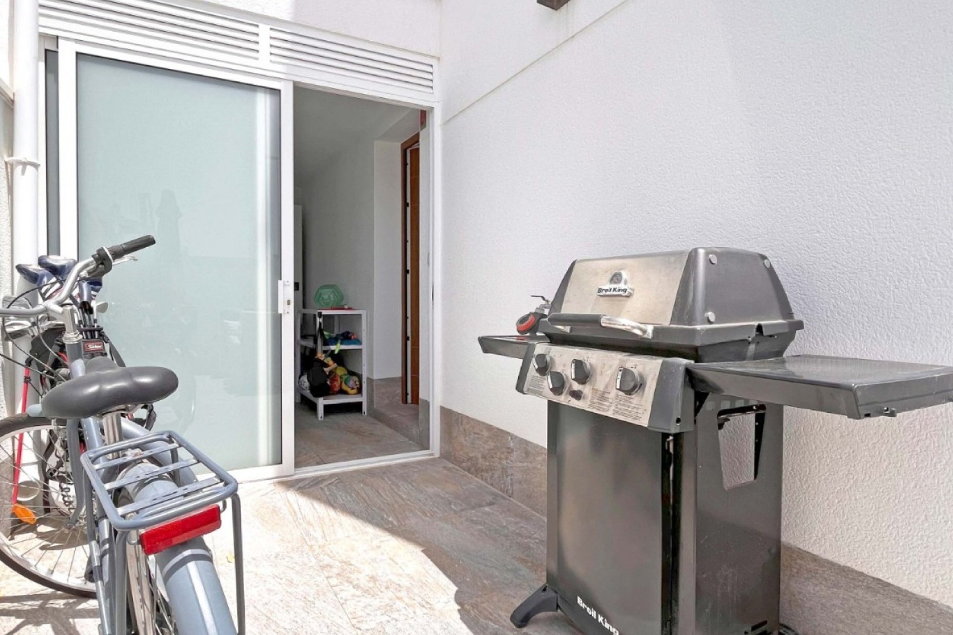 Resale - Villa * - San Pedro del Pinatar * - San Pedro Del Pinatar *