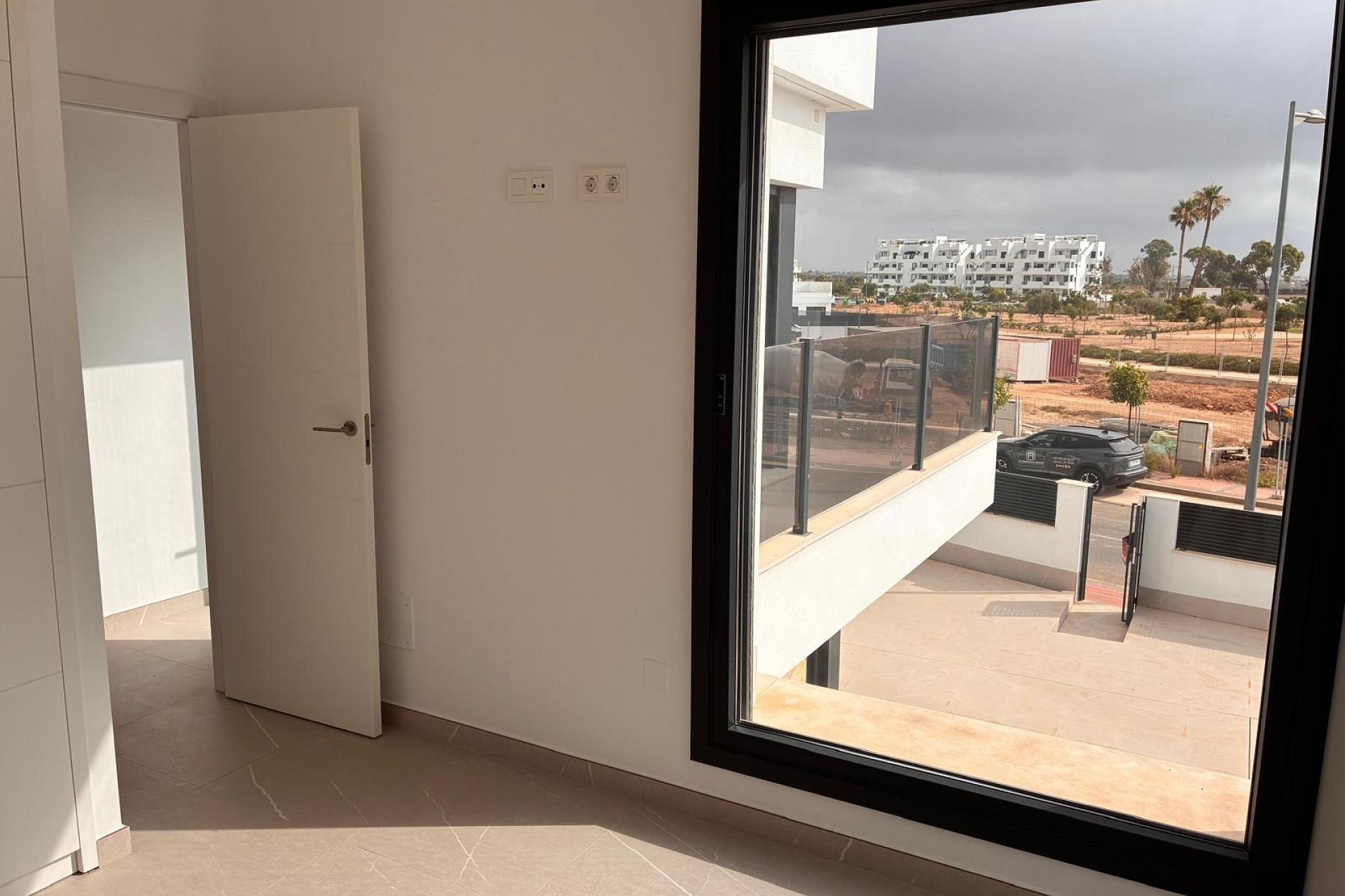 Resale - Villa * - Santa Rosalia *