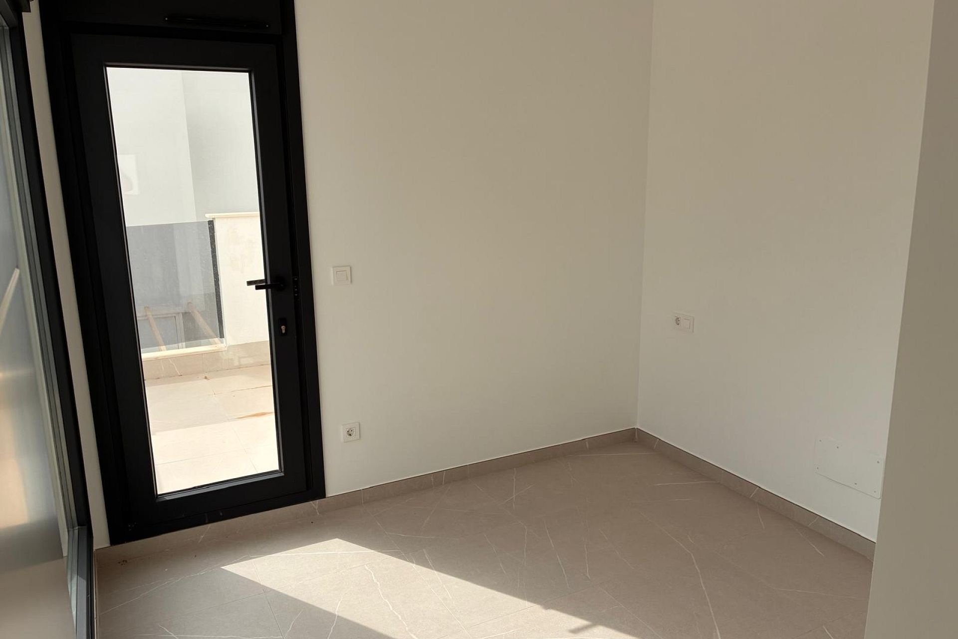 Resale - Villa * - Santa Rosalia *