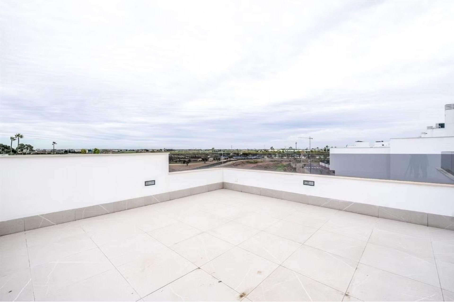Resale - Villa * - Santa Rosalia *