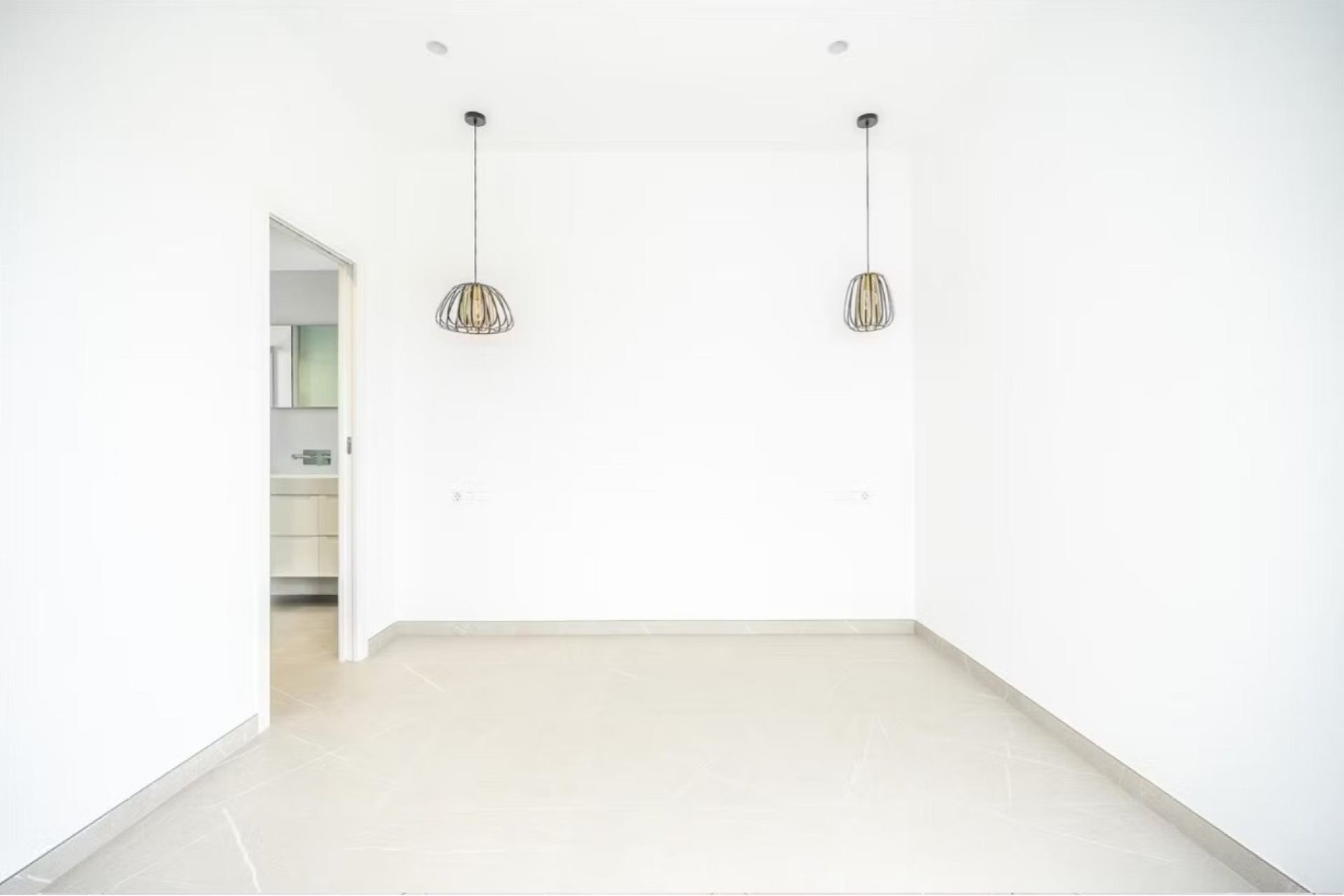Resale - Villa * - Santa Rosalia *