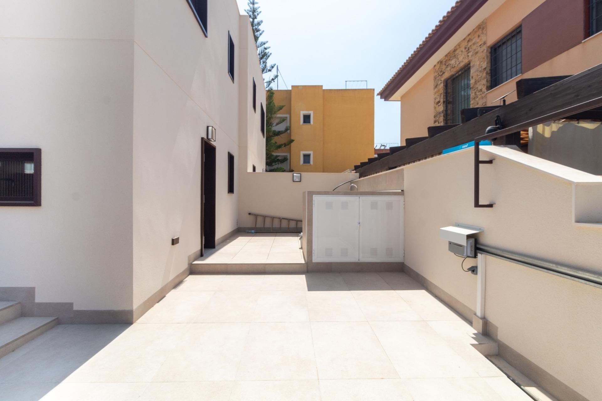Resale - Villa * - Santiago de la Ribera * - Playa de santiago de la ribera
