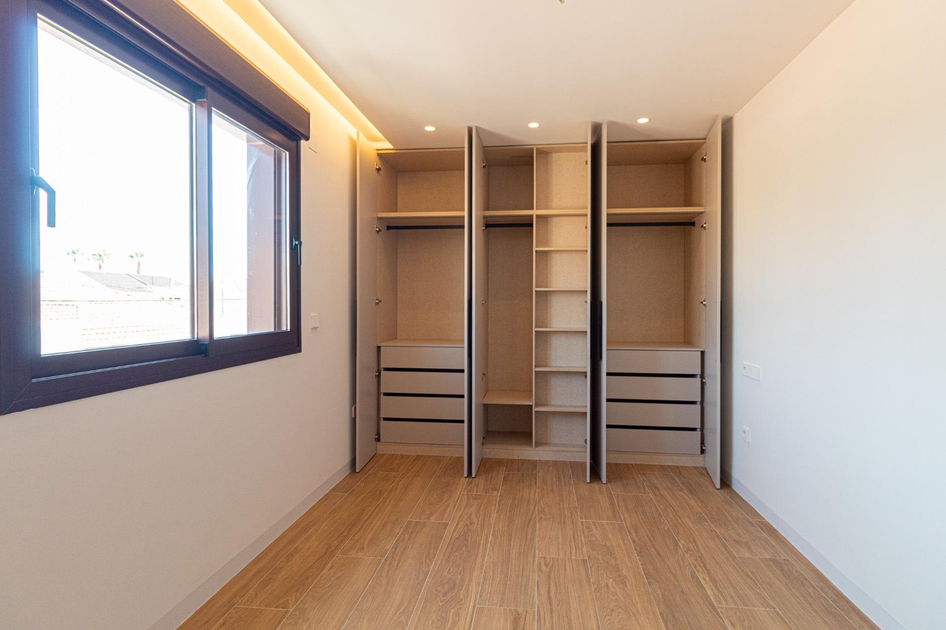 Resale - Villa * - Santiago de la Ribera * - Playa de santiago de la ribera