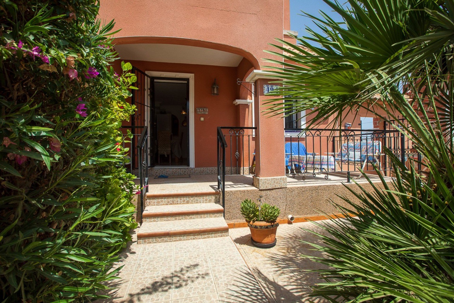 Resale - Villa / Semi-detached - Los Montesinos - La Herada