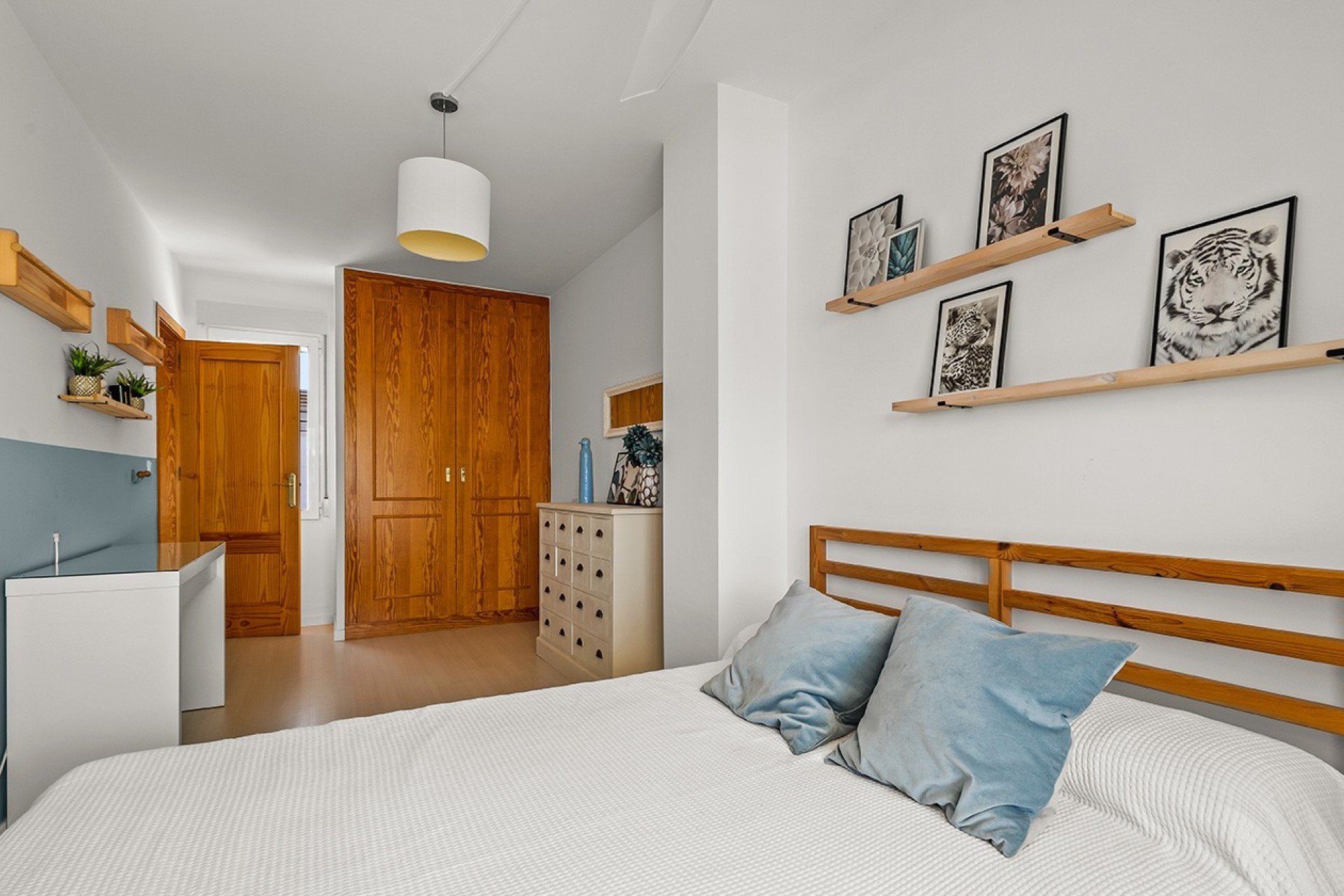 Resale - Villa * - Torre de La Horadada - Pueblo Latino