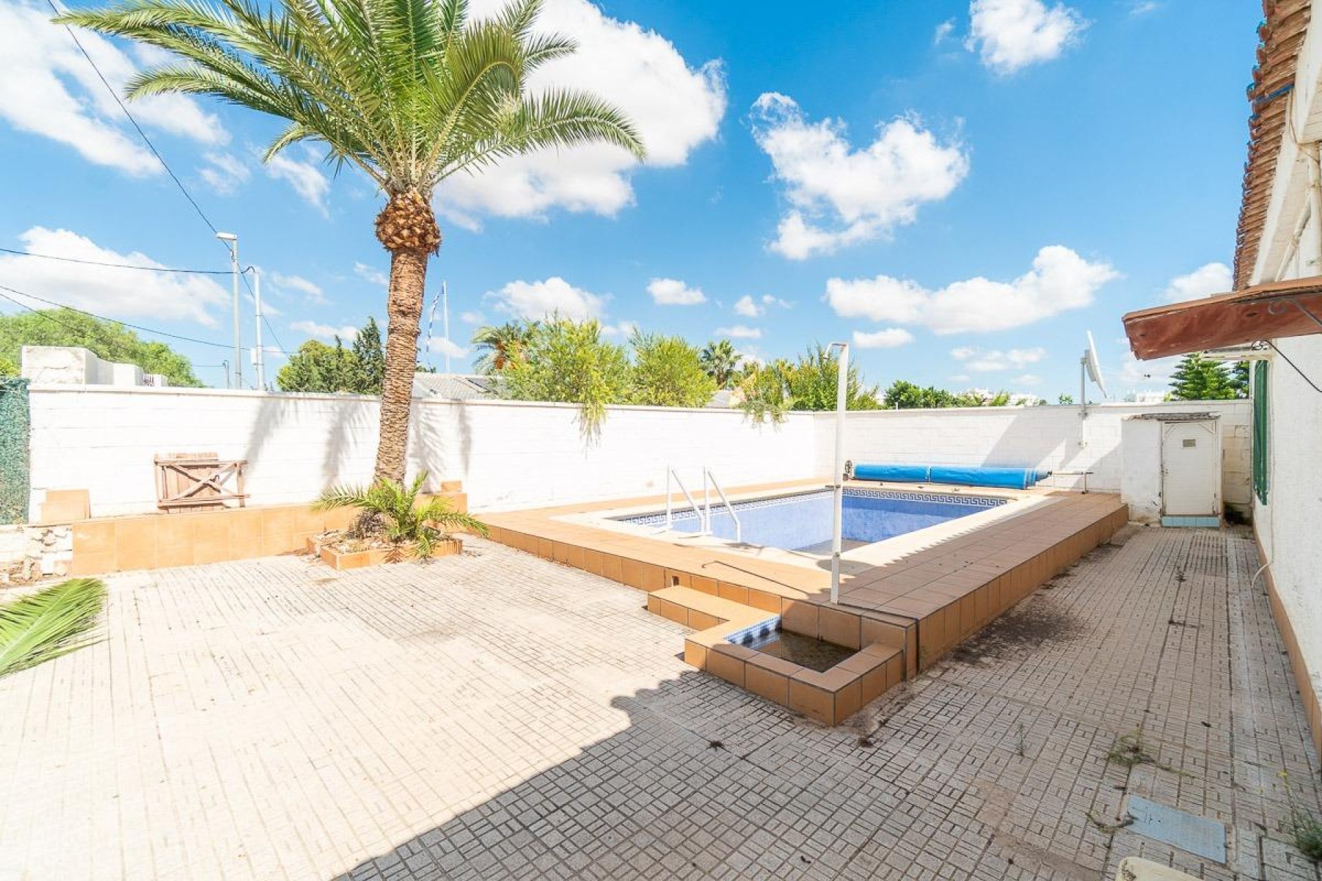 Resale - Villa * - Torre - Pacheco - Roldán