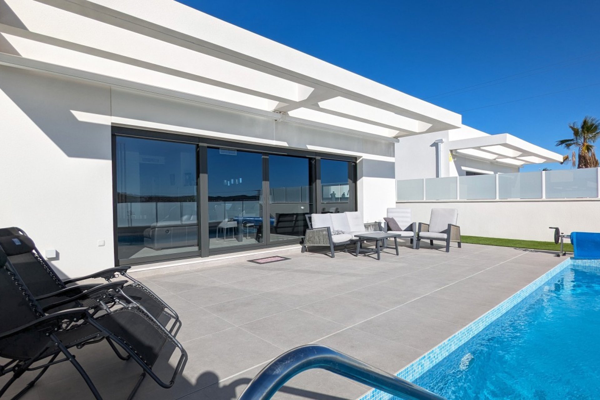 Resale - Villa - Torremendo