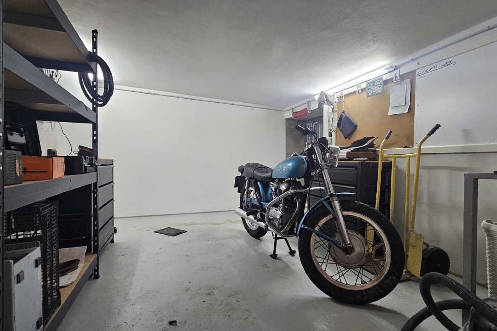 Resale - Villa * - Torremendo *