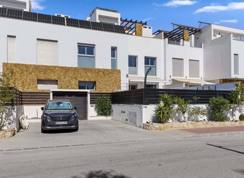 Resale - Villa - Torrevieja - Aguas Nuevas