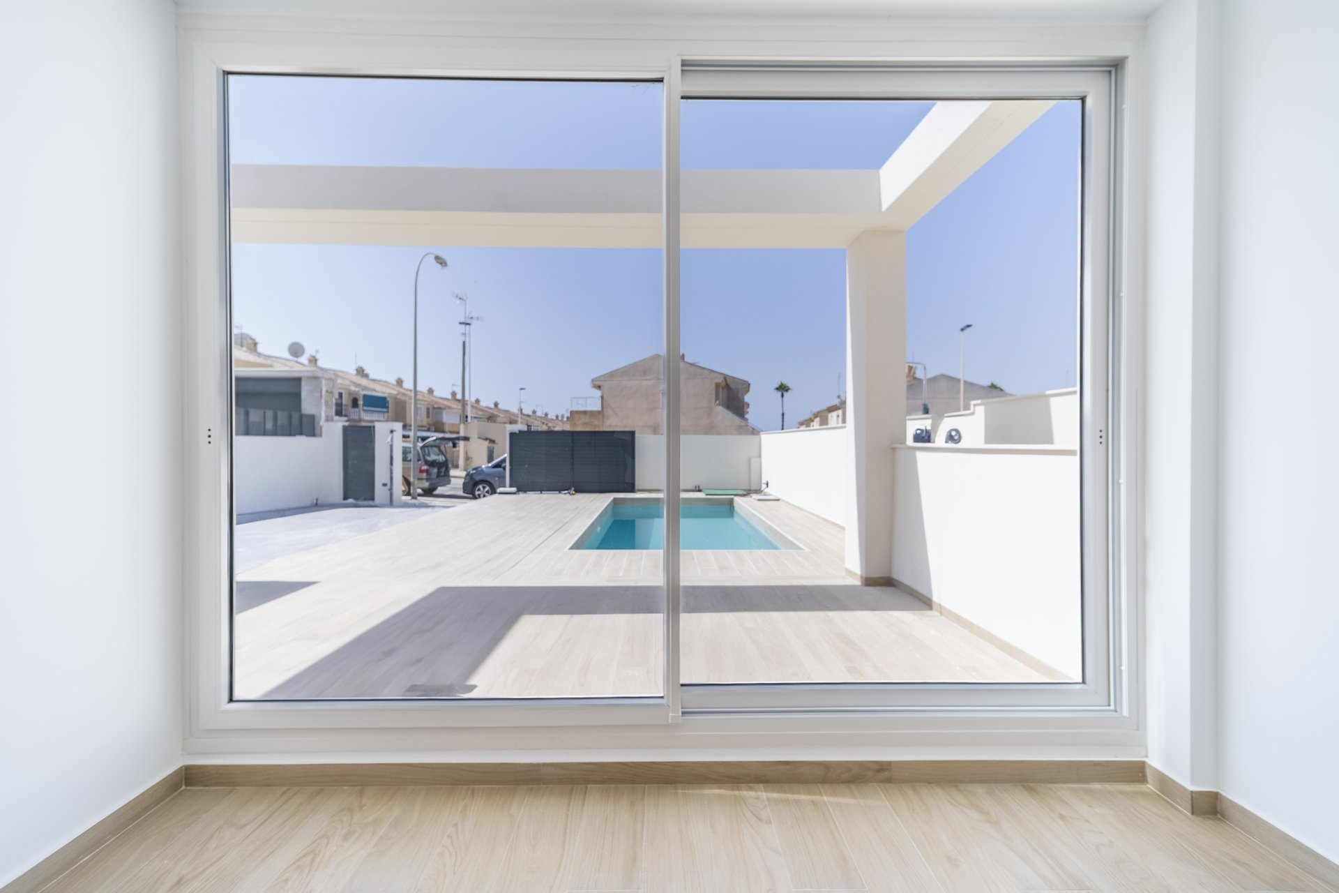 Resale - Villa * - Torrevieja - Aguas Nuevas *