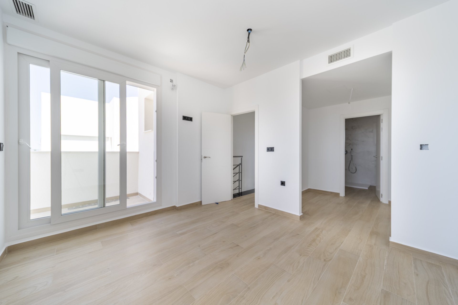 Resale - Villa * - Torrevieja - Aguas Nuevas *