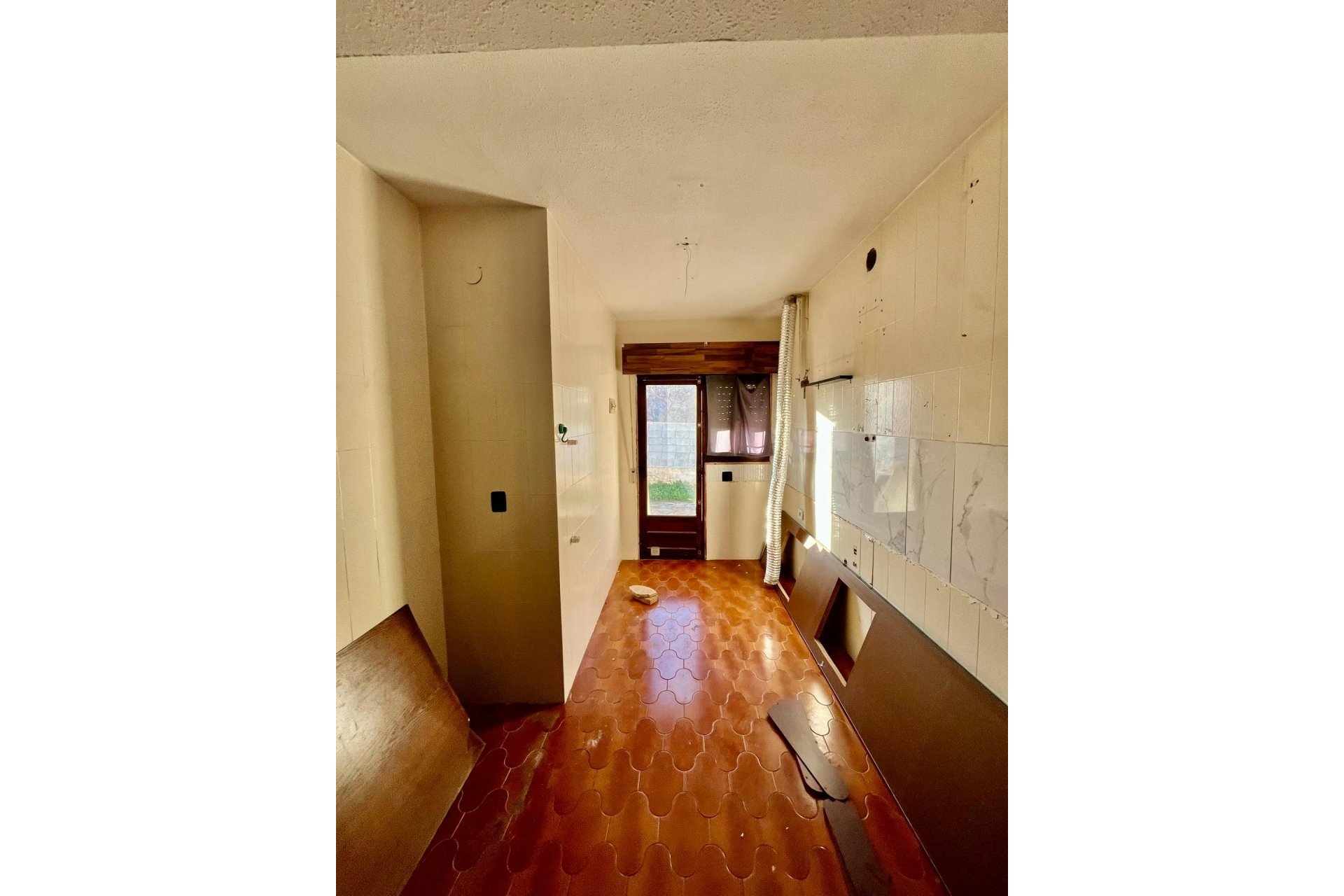 Resale - Villa * - Torrevieja * - Aguas Nuevas *