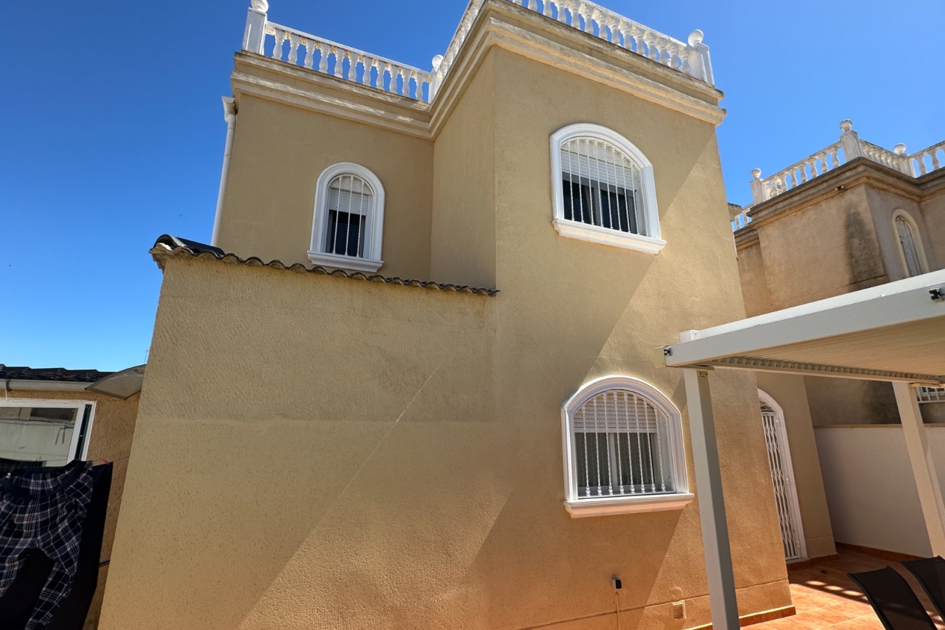 Resale - Villa * - Torrevieja * - Aguas Nuevas *