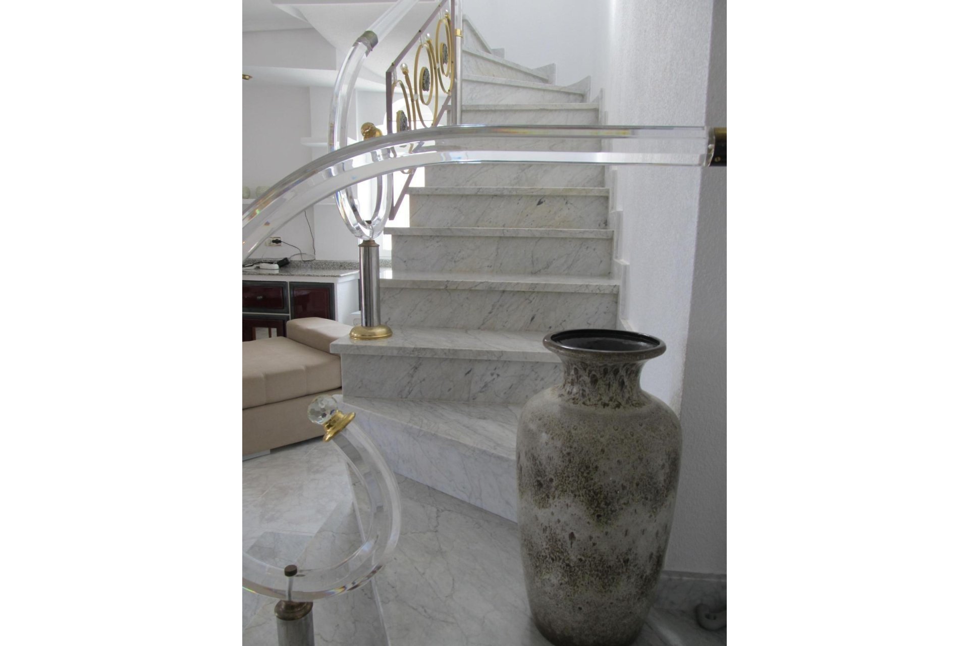 Resale - Villa * - Torrevieja * - Aguas Nuevas *