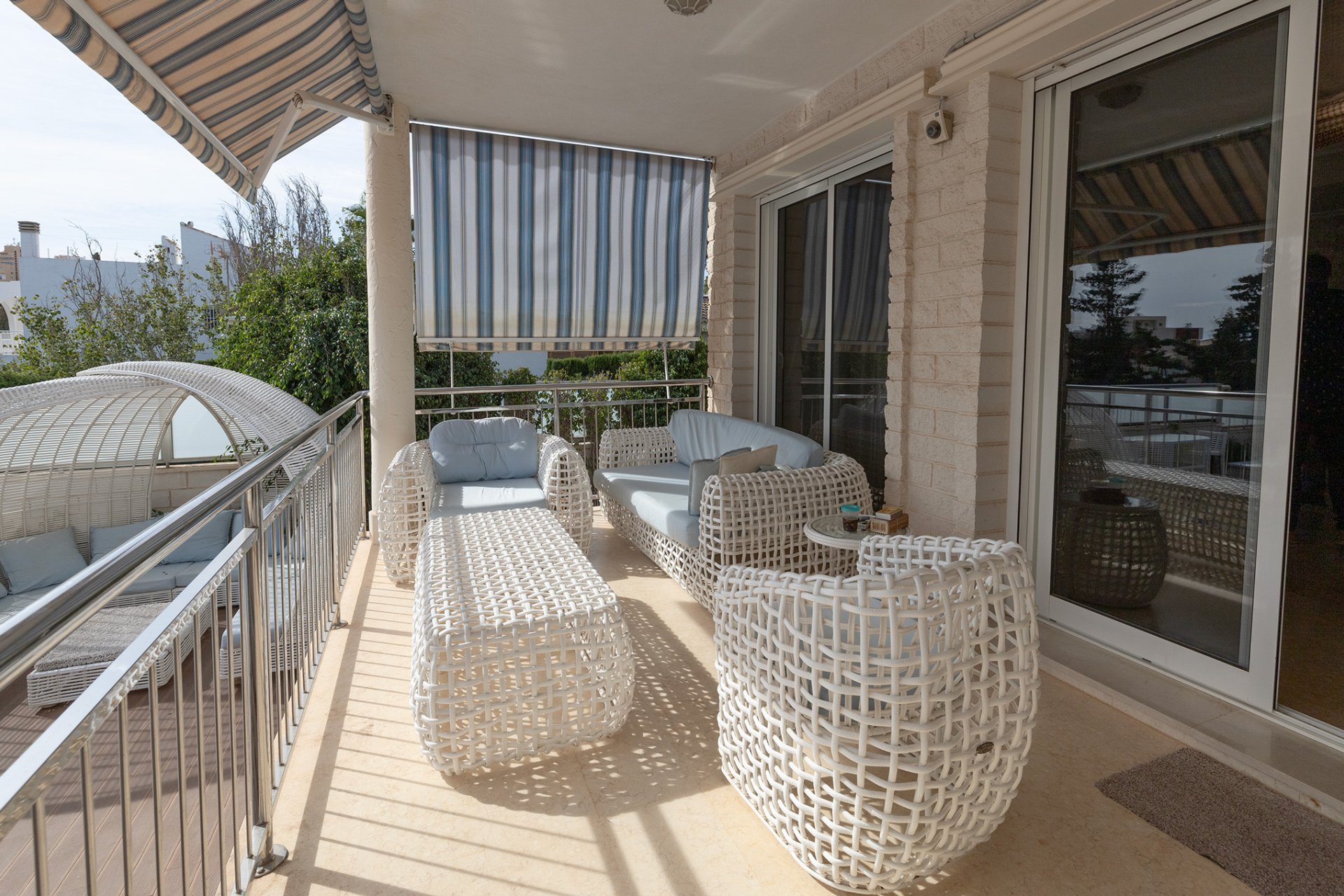 Resale - Villa - Torrevieja - Cabo cervera