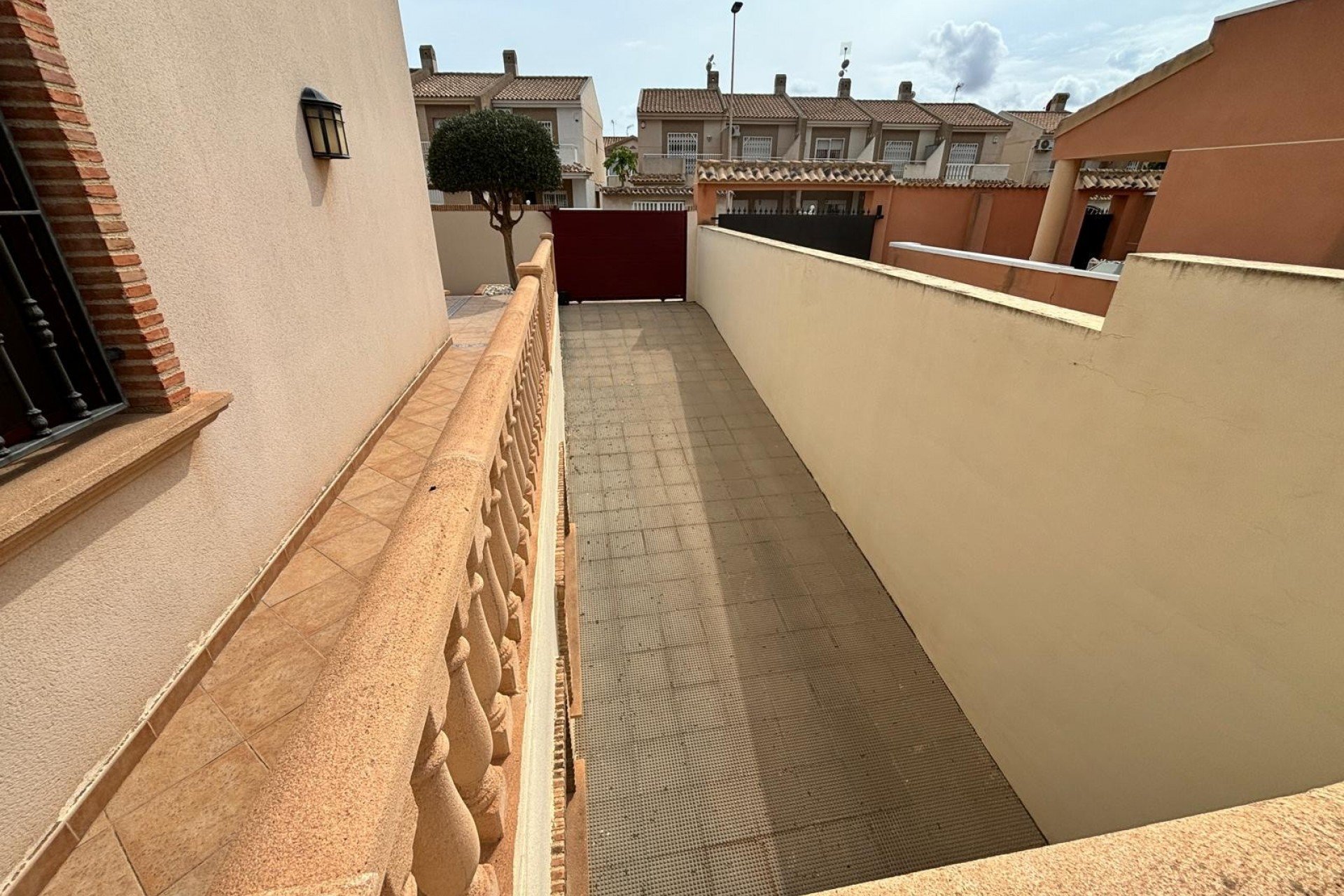 Resale - Villa - Torrevieja Centro - Torrevieja