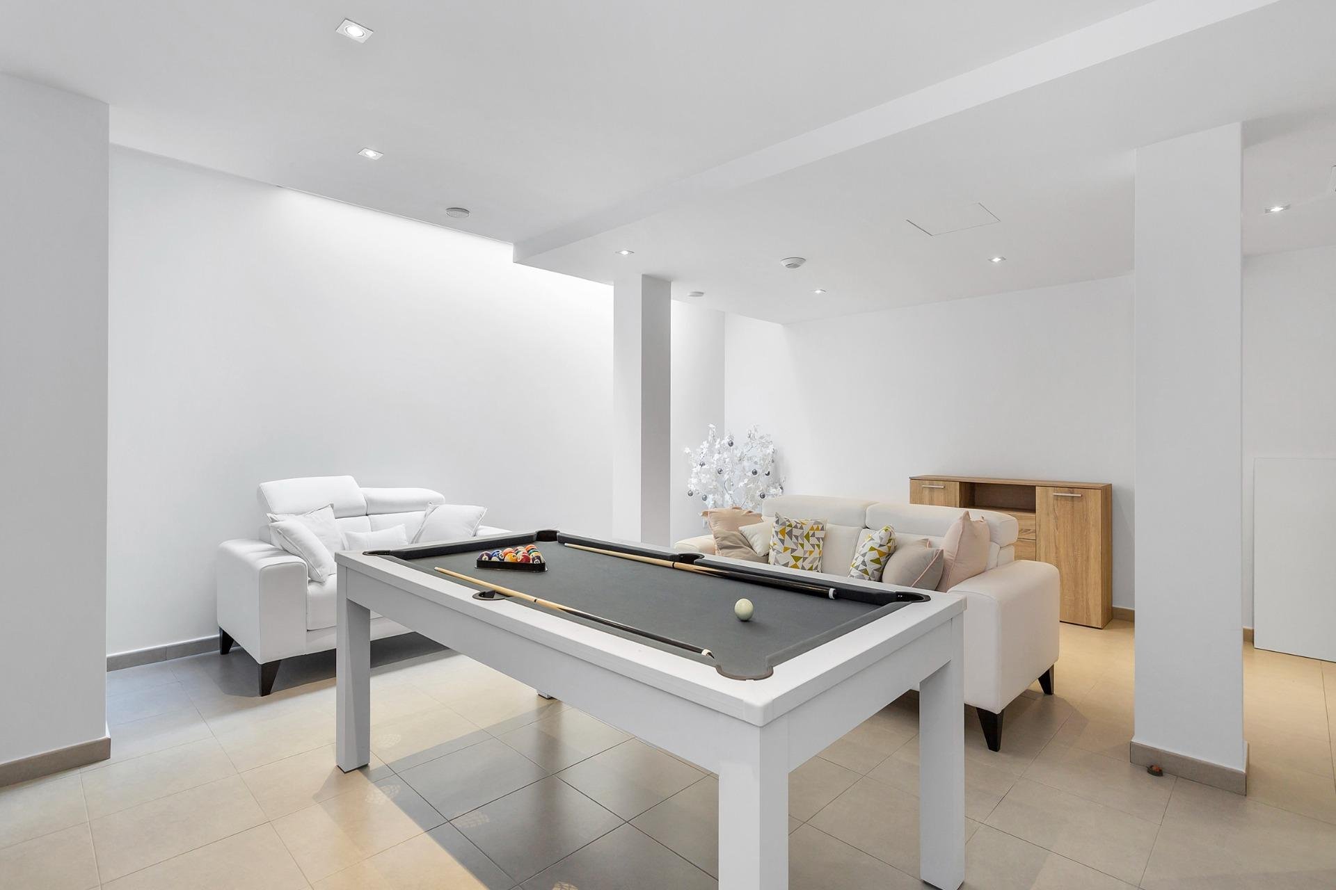 Resale - Villa * - Torrevieja - Costa Blanca