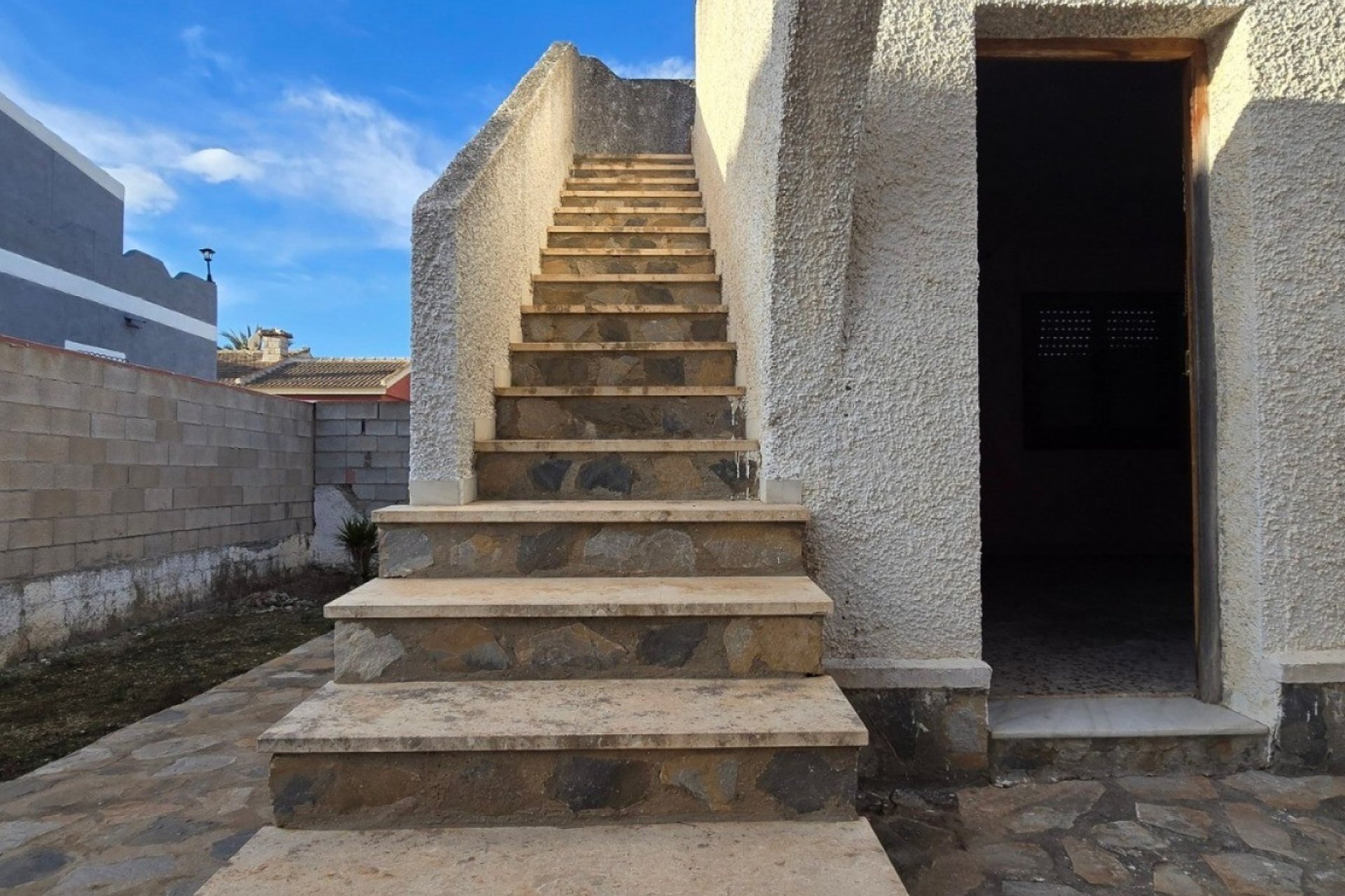 Resale - Villa * - Torrevieja * - El Chaparal