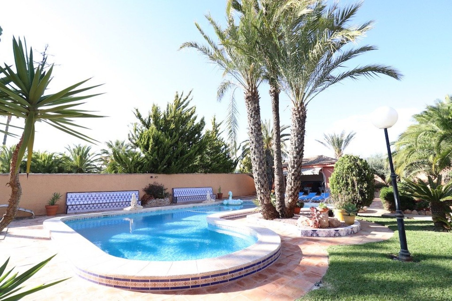 Resale - Villa - Torrevieja - El Chaparral