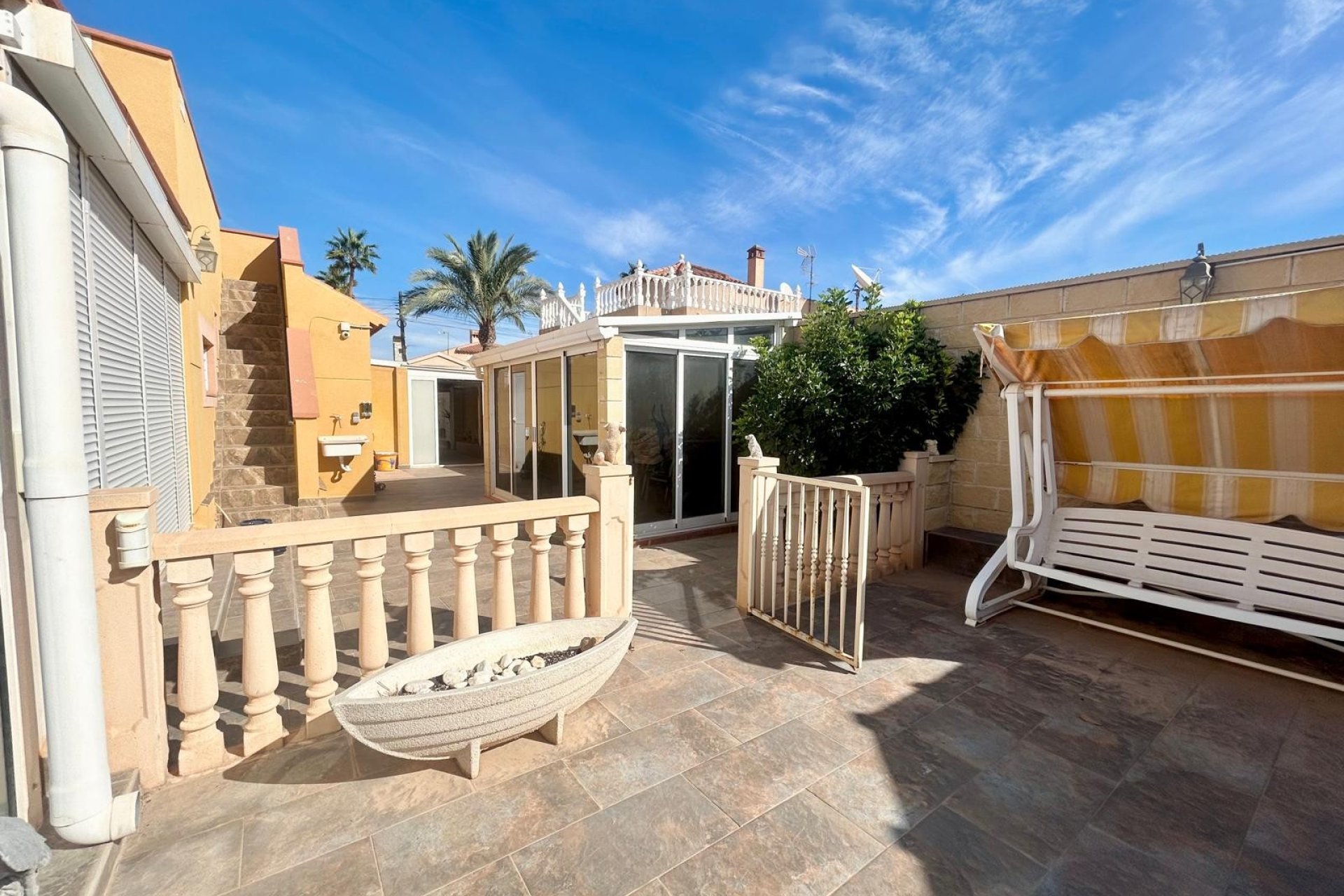 Resale - Villa - Torrevieja - El Chaparral