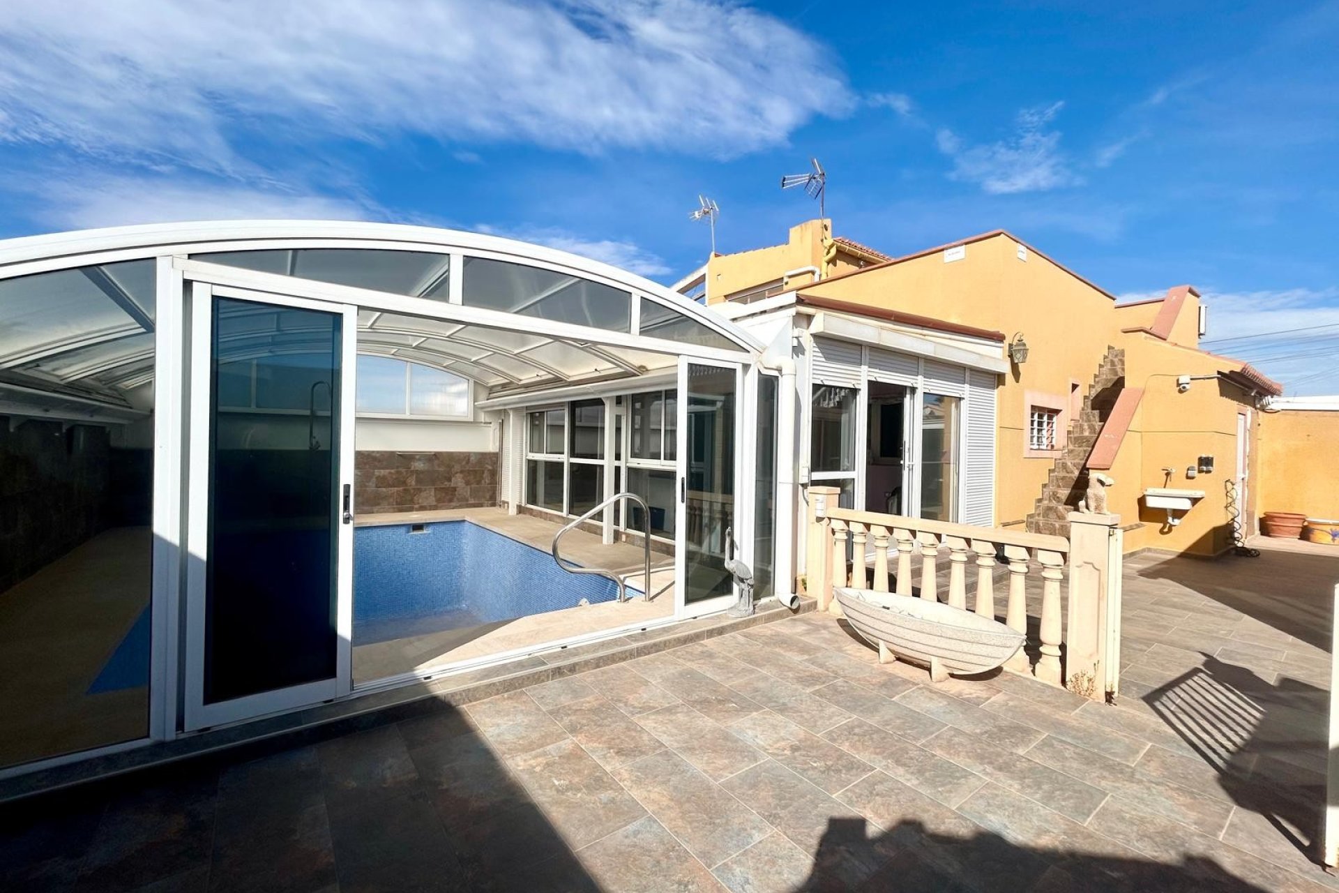 Resale - Villa - Torrevieja - El Chaparral