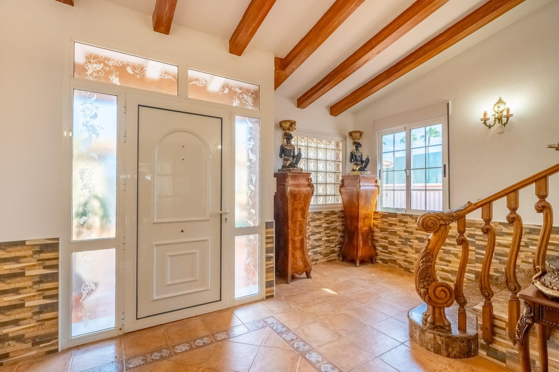 Resale - Villa * - Torrevieja - El chaparral *