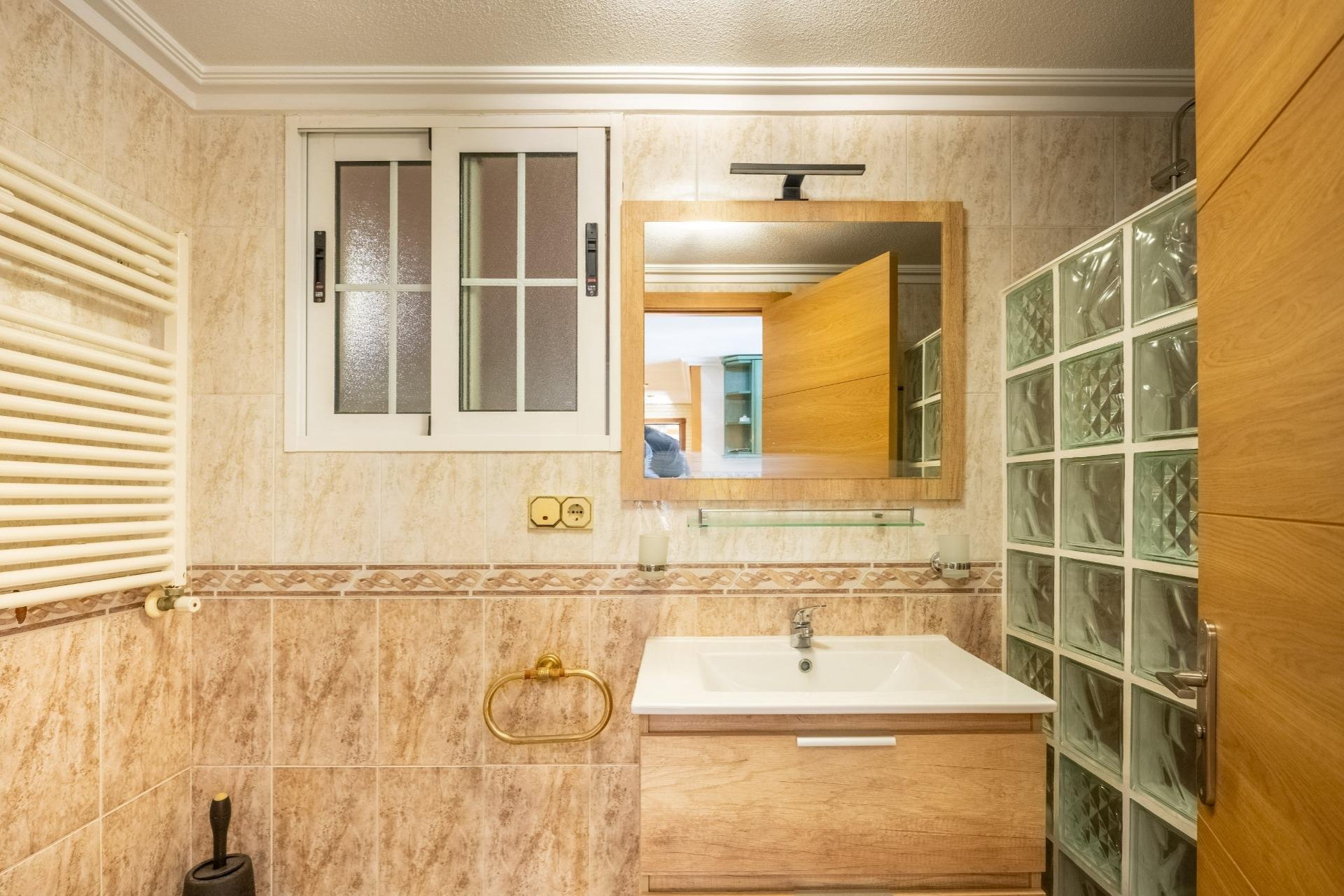 Resale - Villa * - Torrevieja - El chaparral *