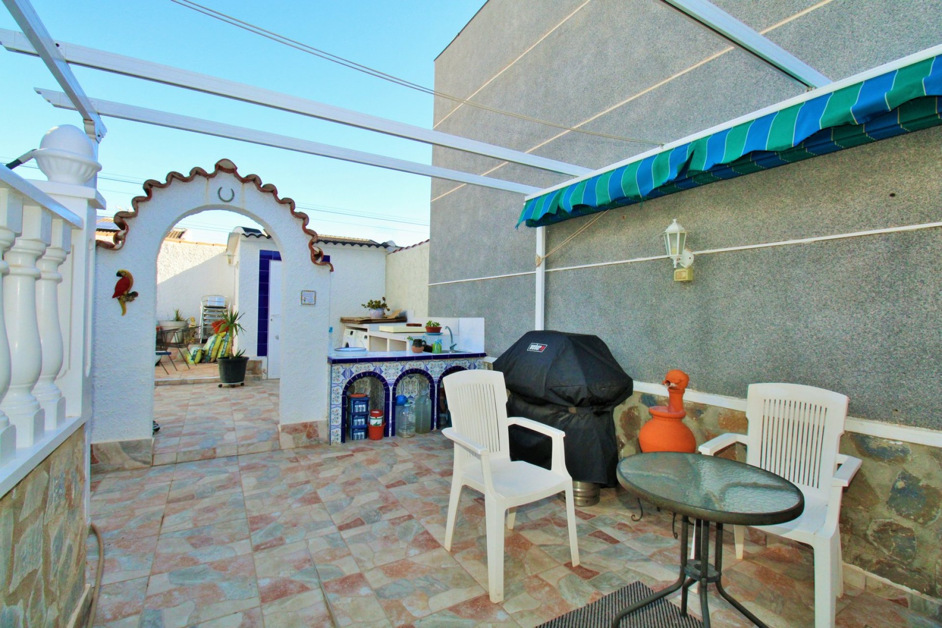 Resale - Villa * - Torrevieja - El chaparral *