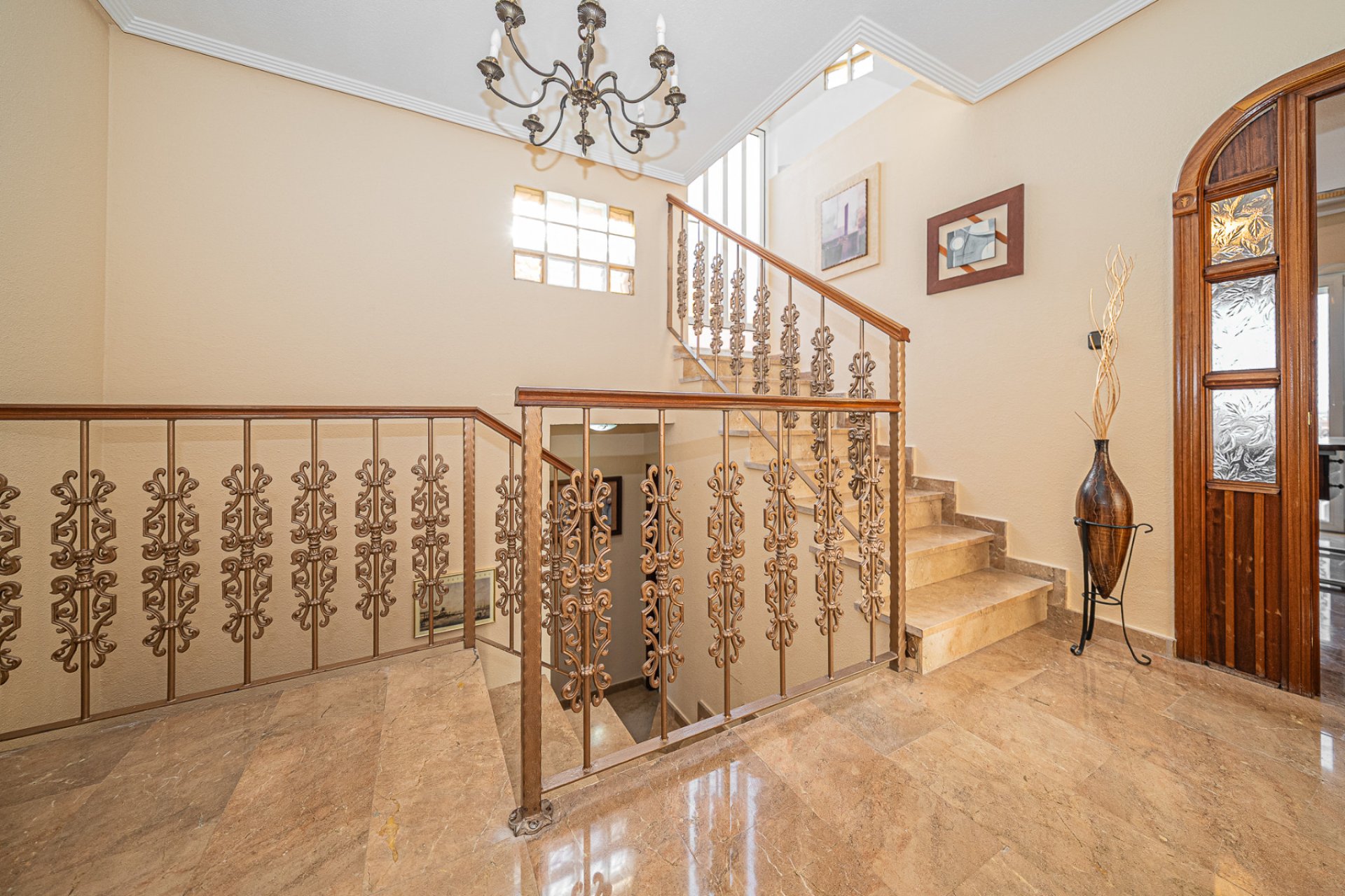 Resale - Villa * - Torrevieja * - El chaparral *