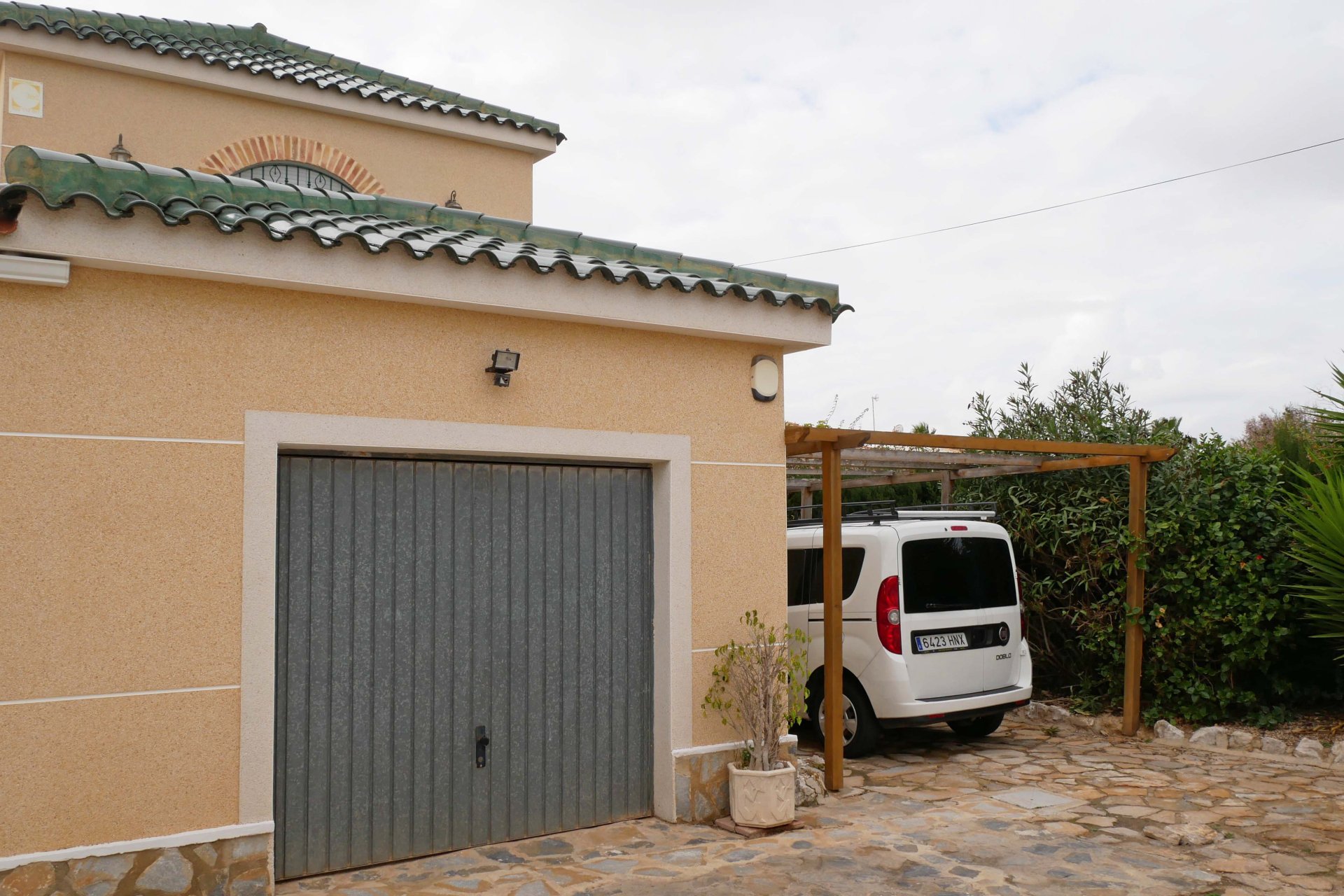 Resale - Villa - Torrevieja - El Chaparral