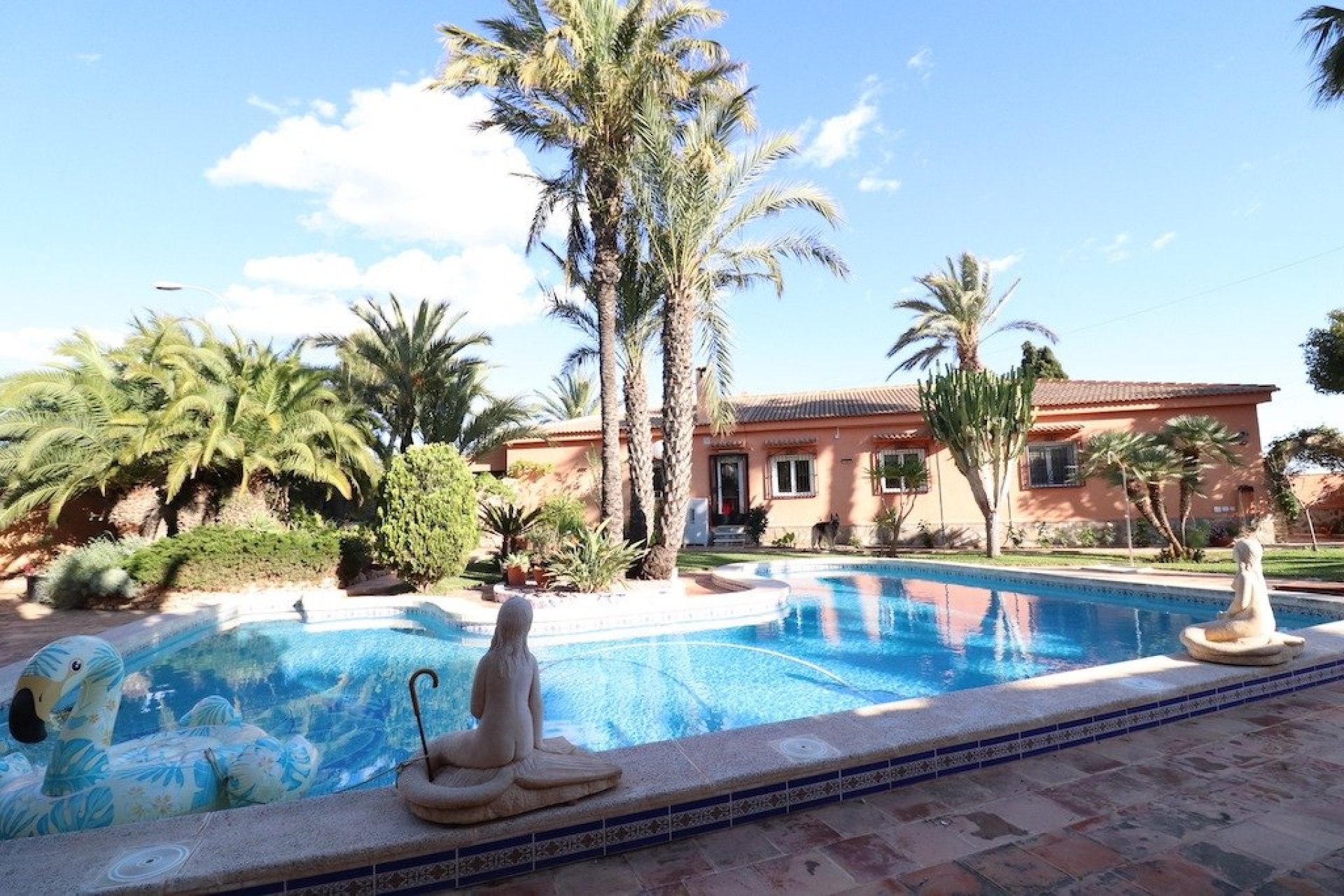 Resale - Villa - Torrevieja - El Chaparral