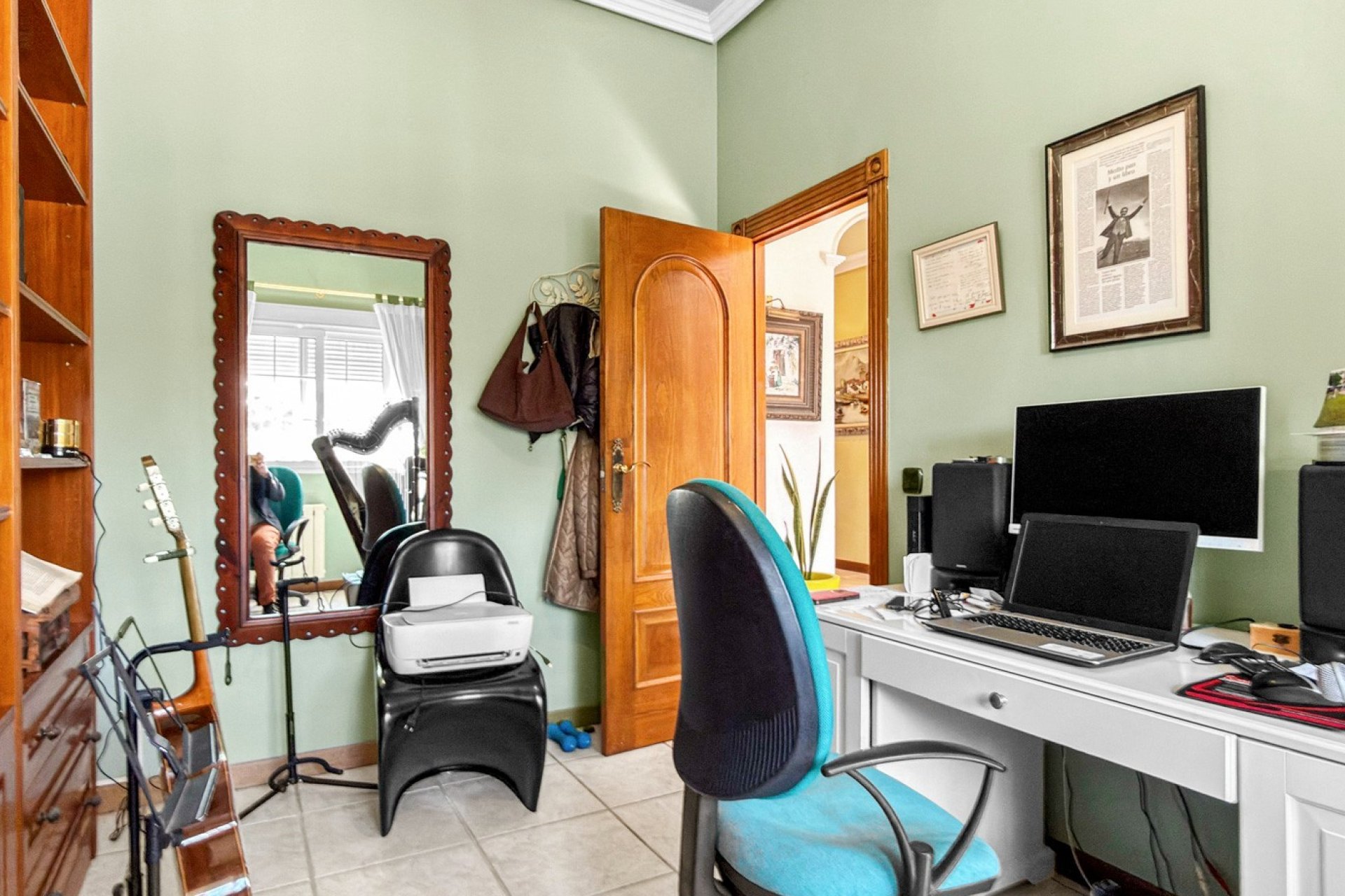 Resale - Villa * - Torrevieja * - La Mata *