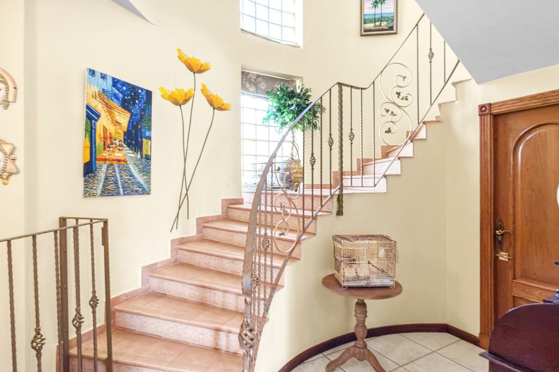 Resale - Villa * - Torrevieja * - La Mata *