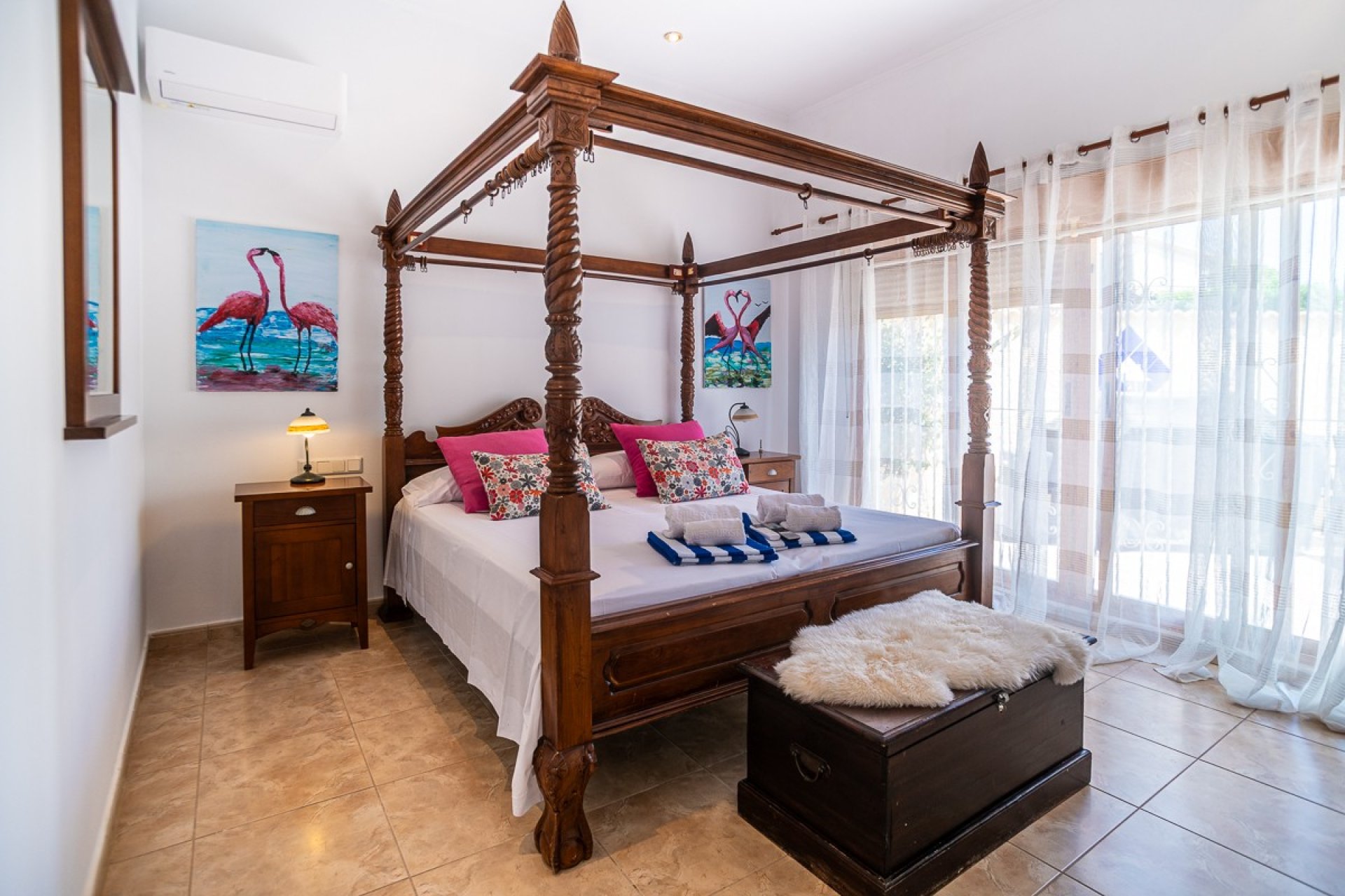 Resale - Villa * - Torrevieja - La Siesta *