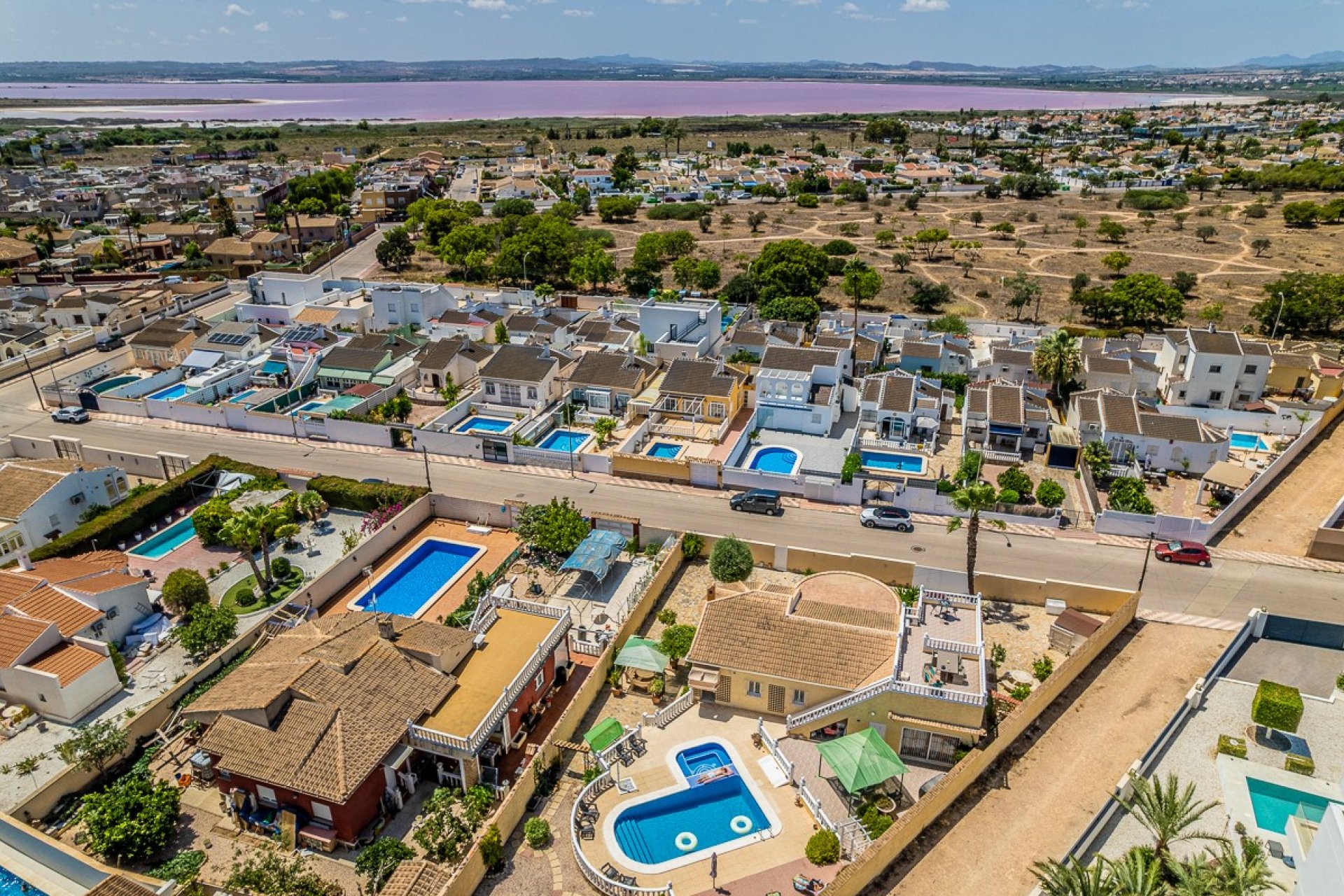 Resale - Villa * - Torrevieja - La Siesta *