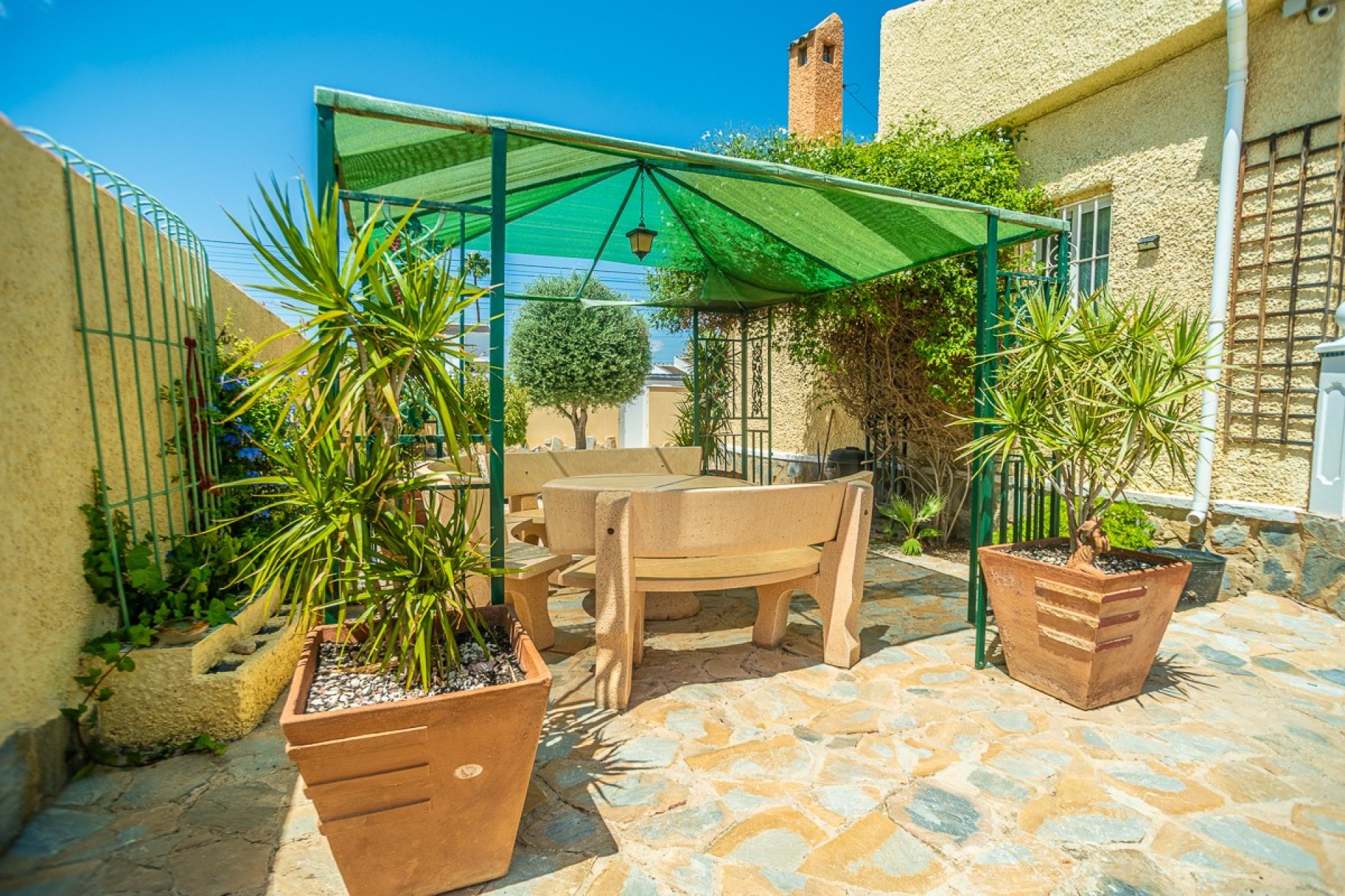 Resale - Villa * - Torrevieja - La Siesta *