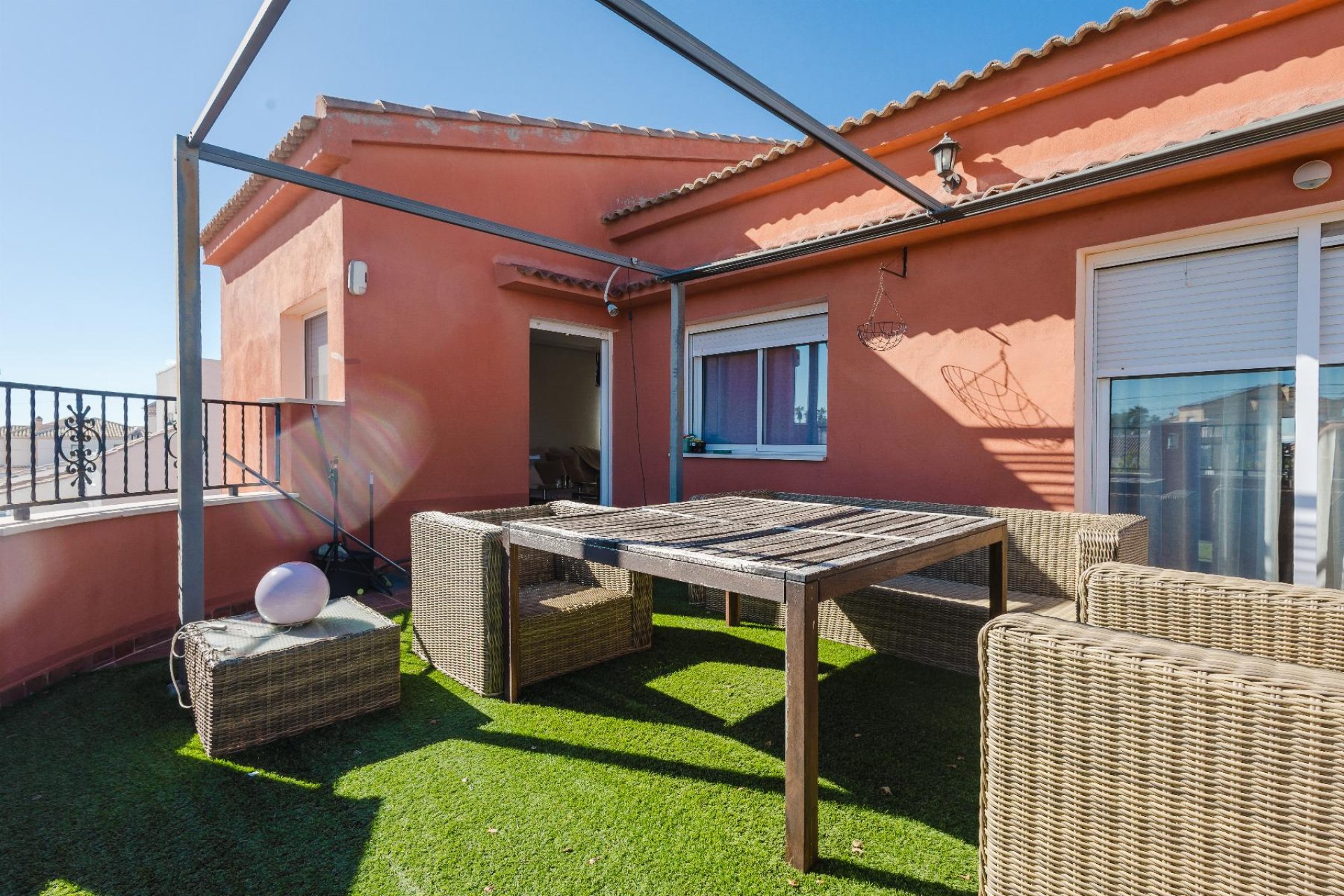 Resale - Villa * - Torrevieja - La Siesta *