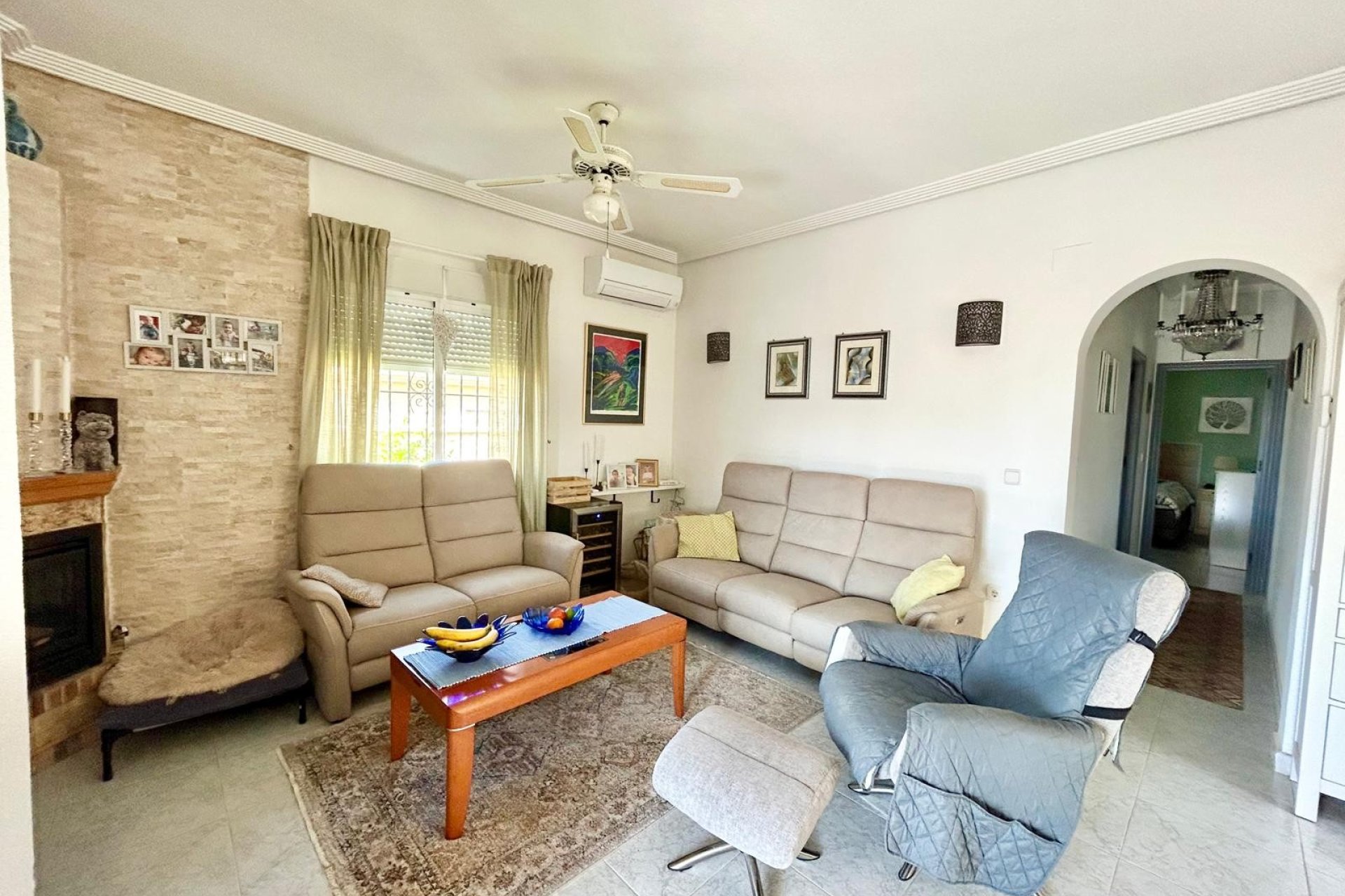 Resale - Villa * - Torrevieja * - La Siesta