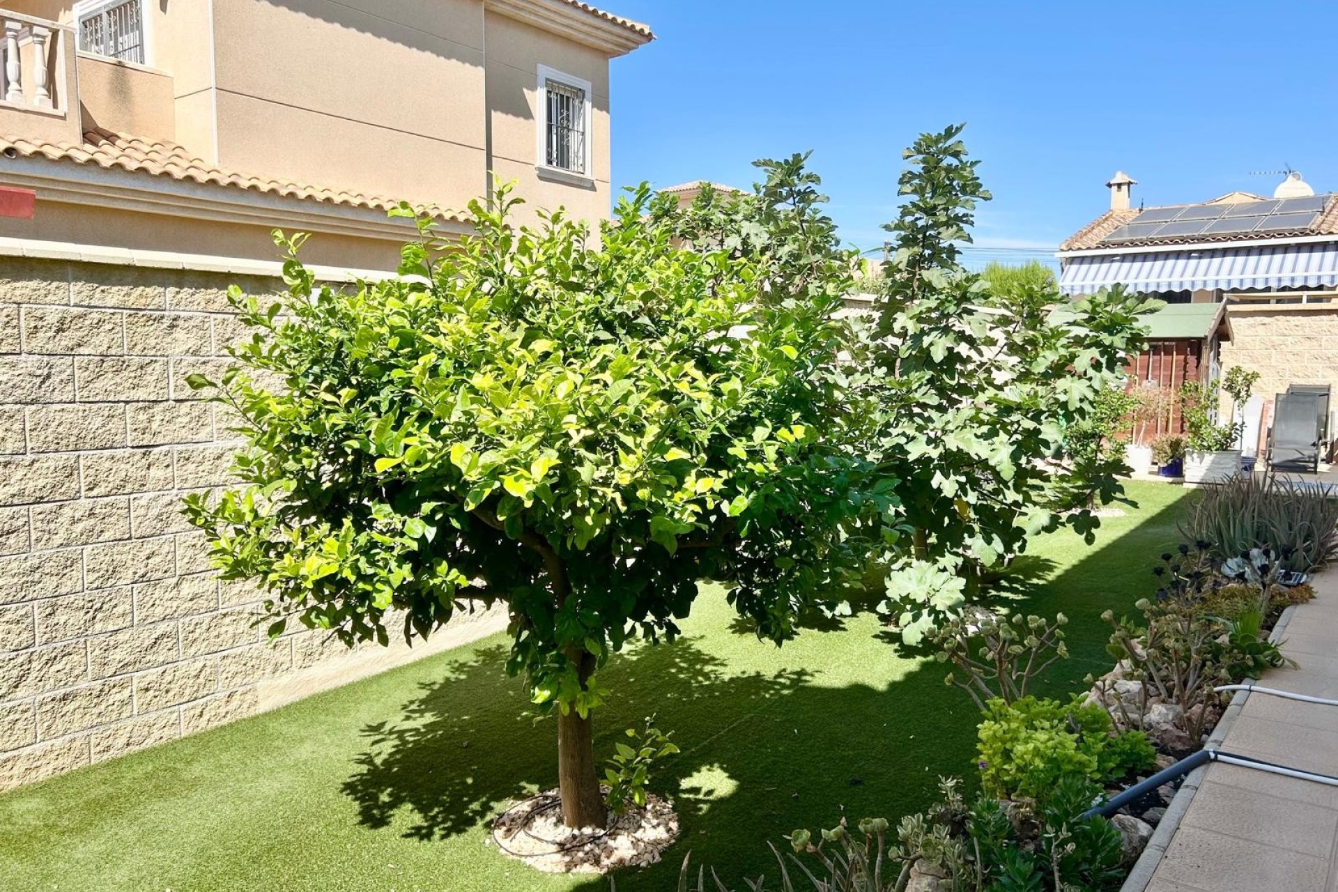 Resale - Villa * - Torrevieja * - La Siesta