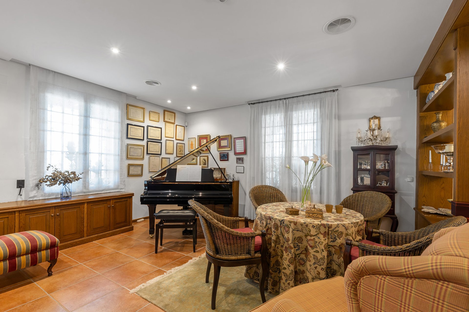 Resale - Villa * - Torrevieja - La Veleta *