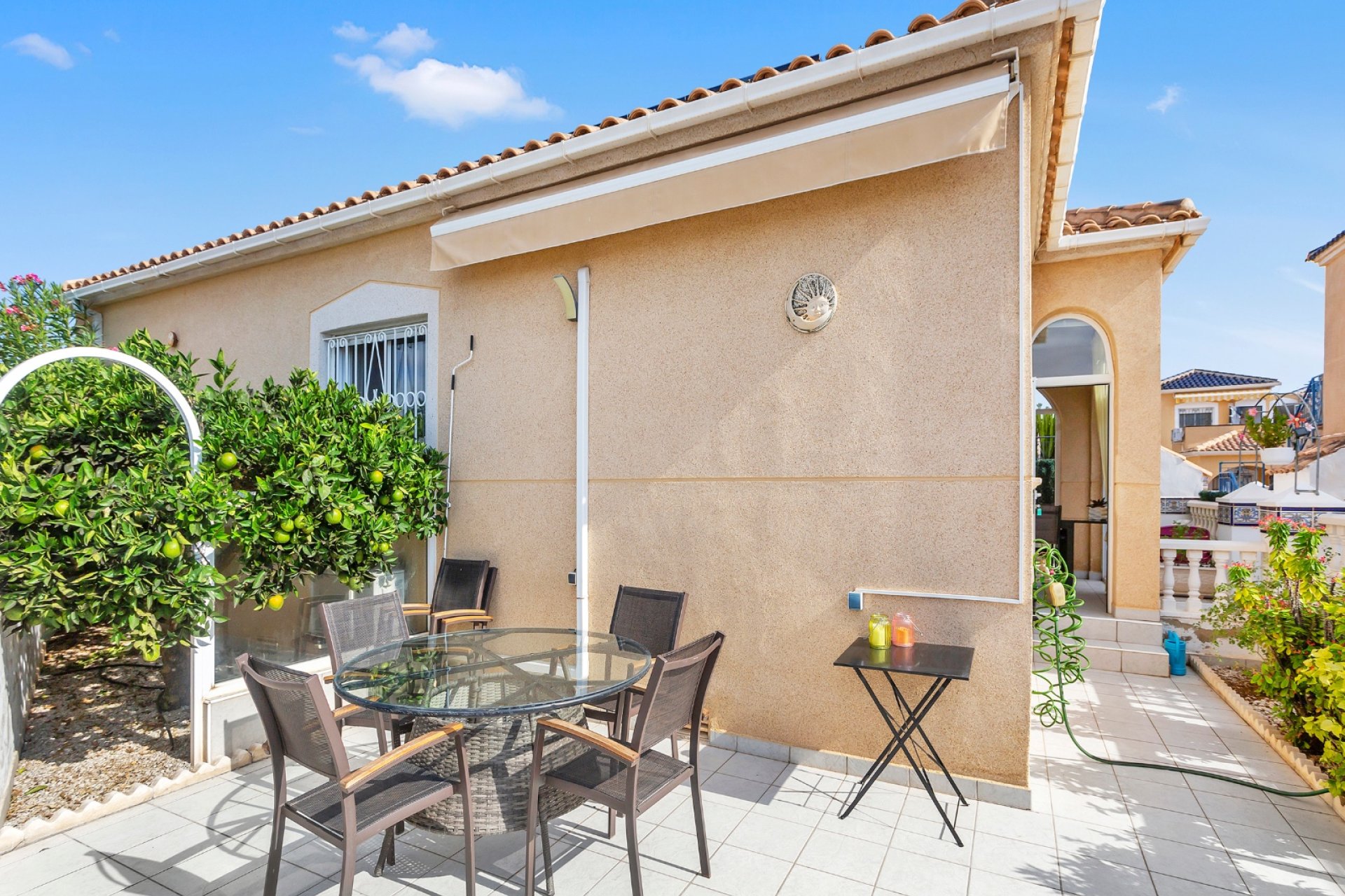 Resale - Villa - Torrevieja - Los Altos